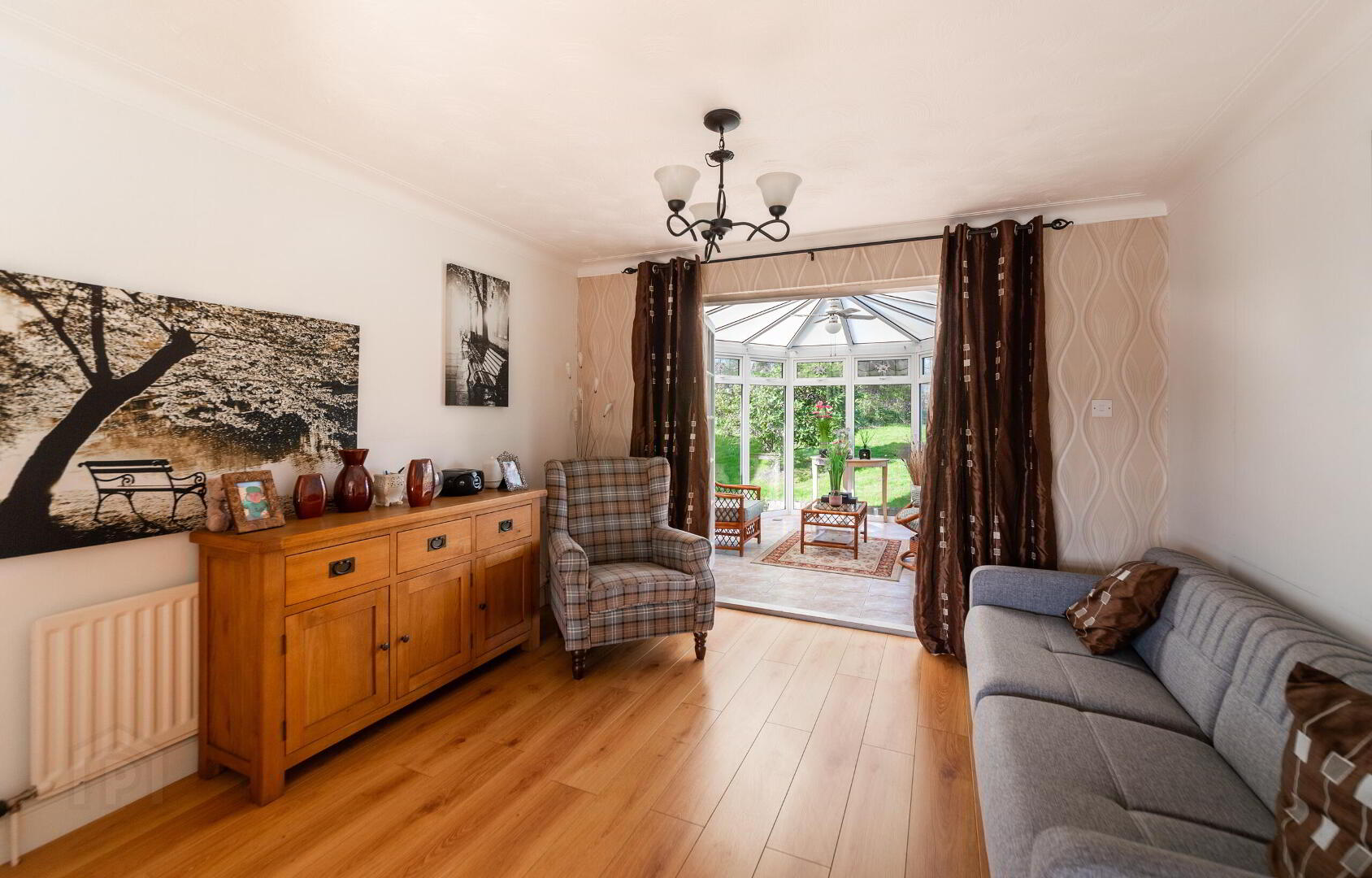 24 Crossgar Road East 10 of 49