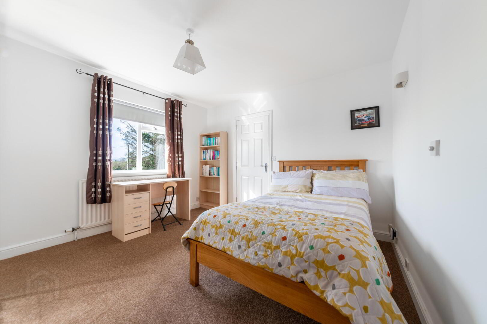 24 Crossgar Road East 39 of 49