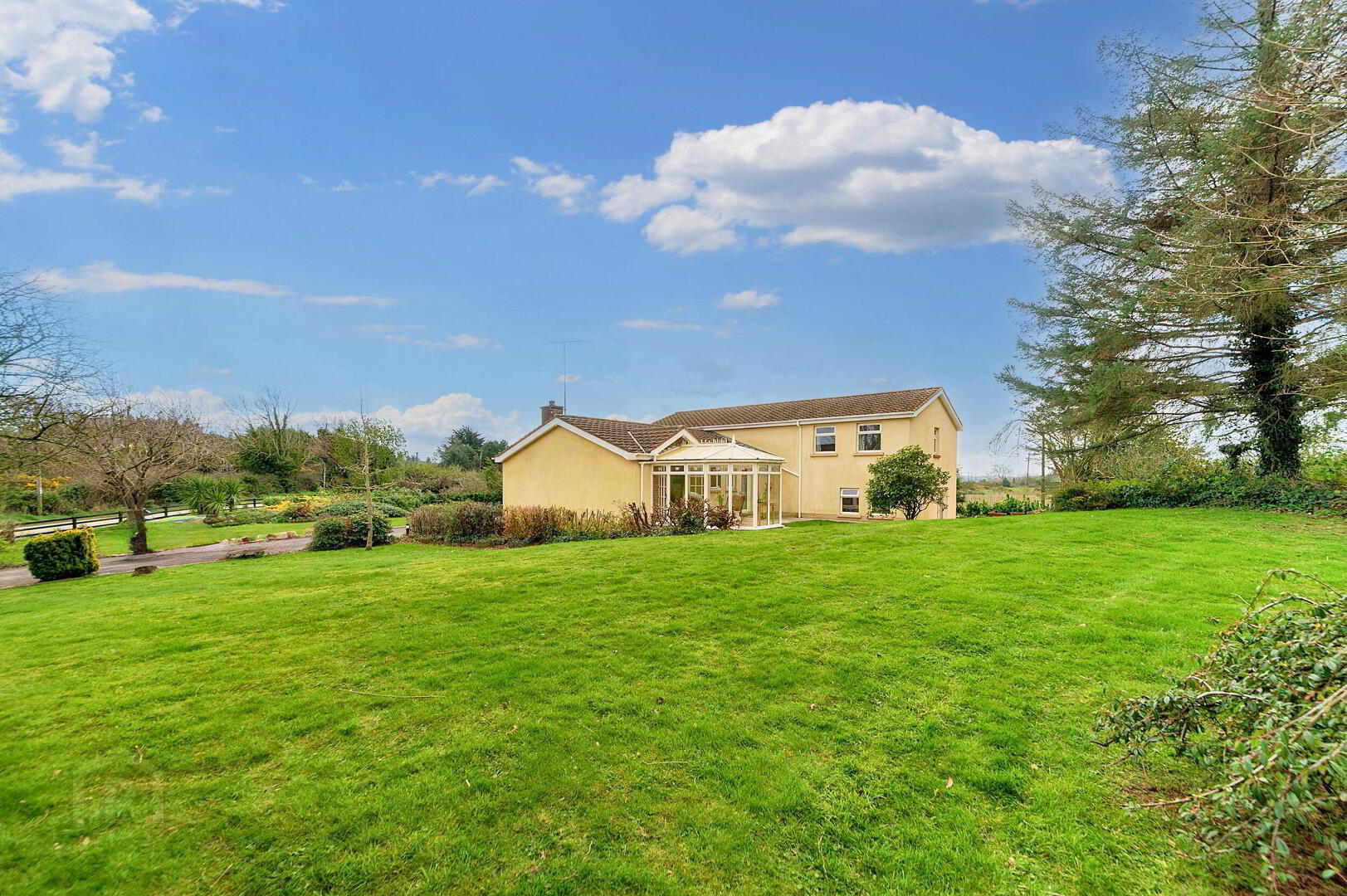 24 Crossgar Road East 48 of 49