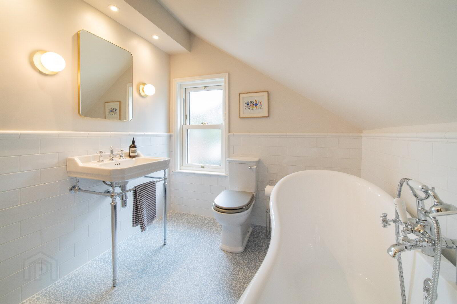 18 Kirkliston Drive 27 of 32