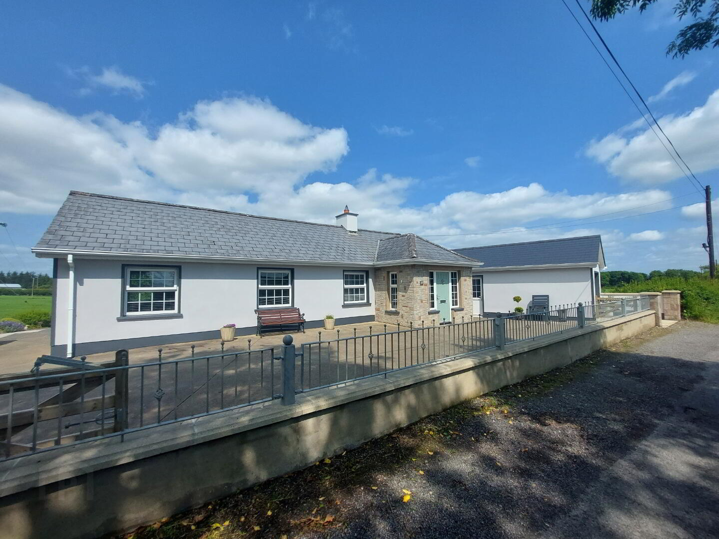 17 Legatonegan Road 1 of 32