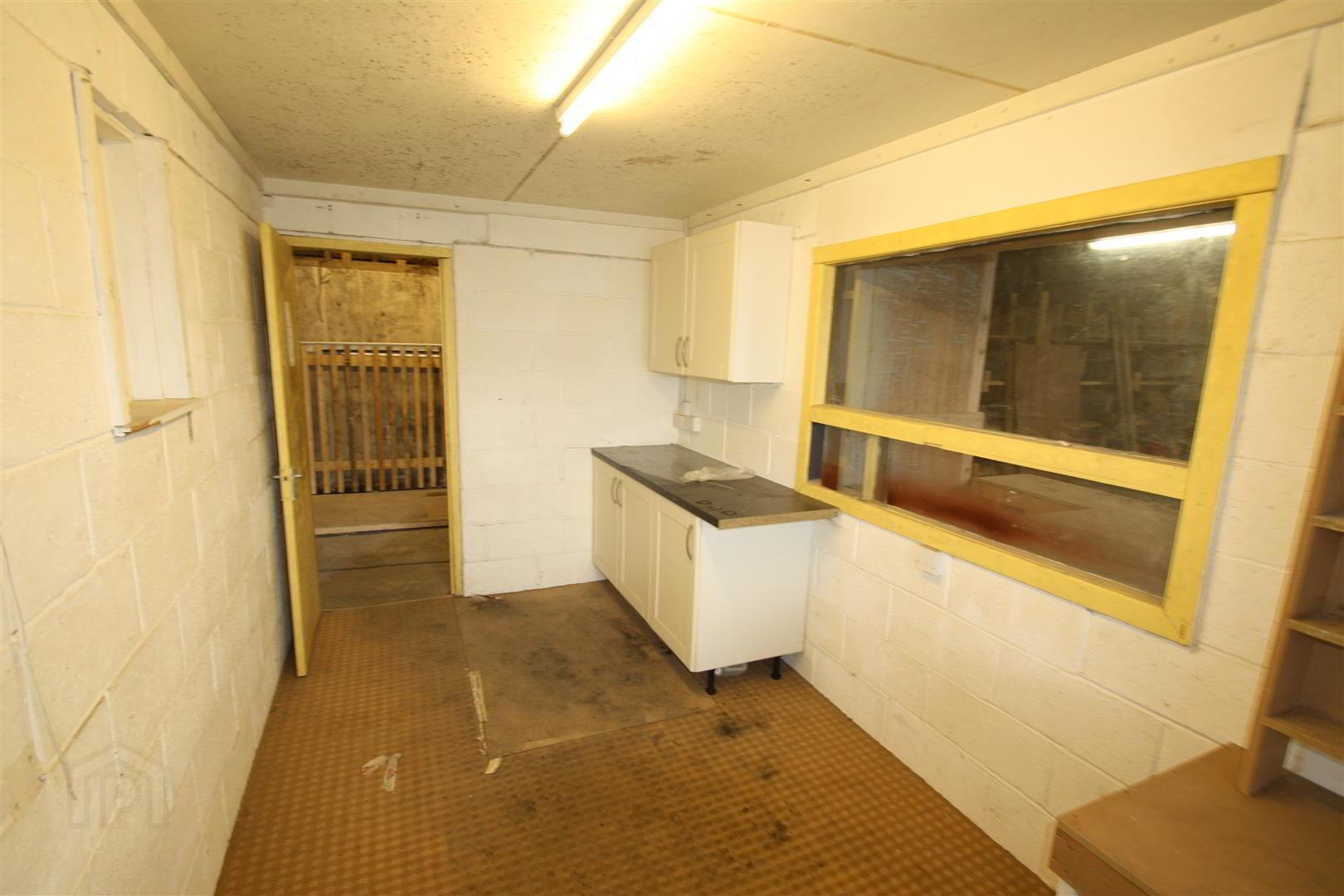 Yard And Building, Adj, 68 Lisburn Road 4 of 11