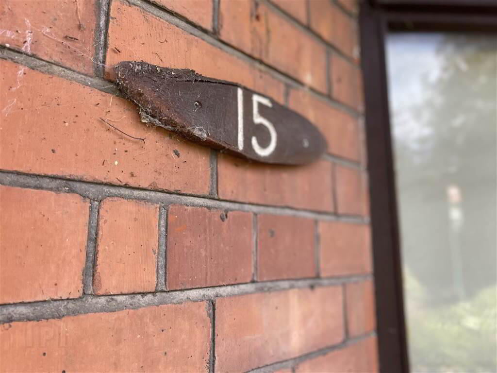 15 Beechmount Drive 3 of 5