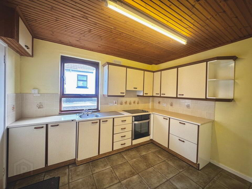 4 Glebe Park 7 of 24