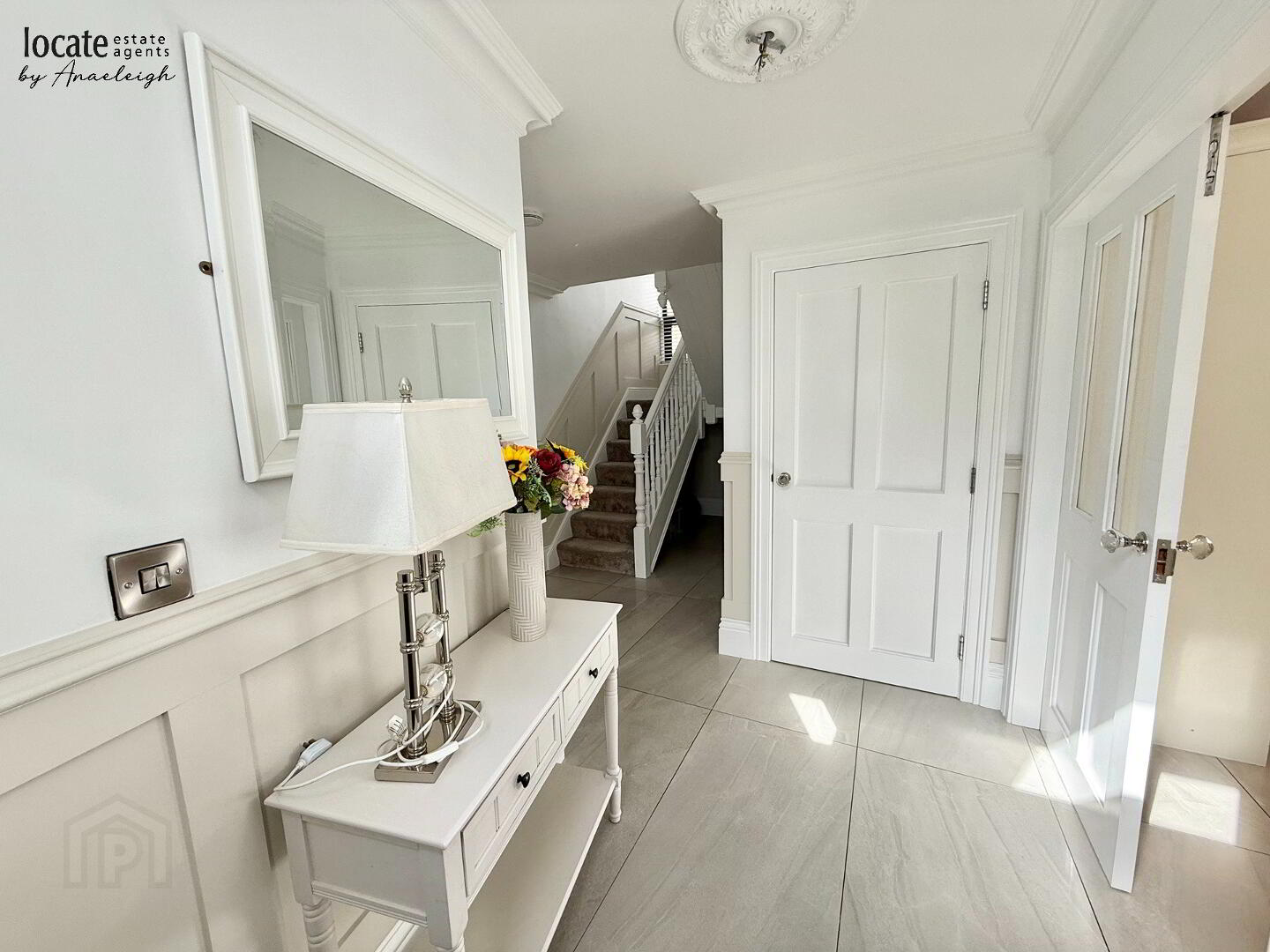 77 Blighs Lane 4 of 44
