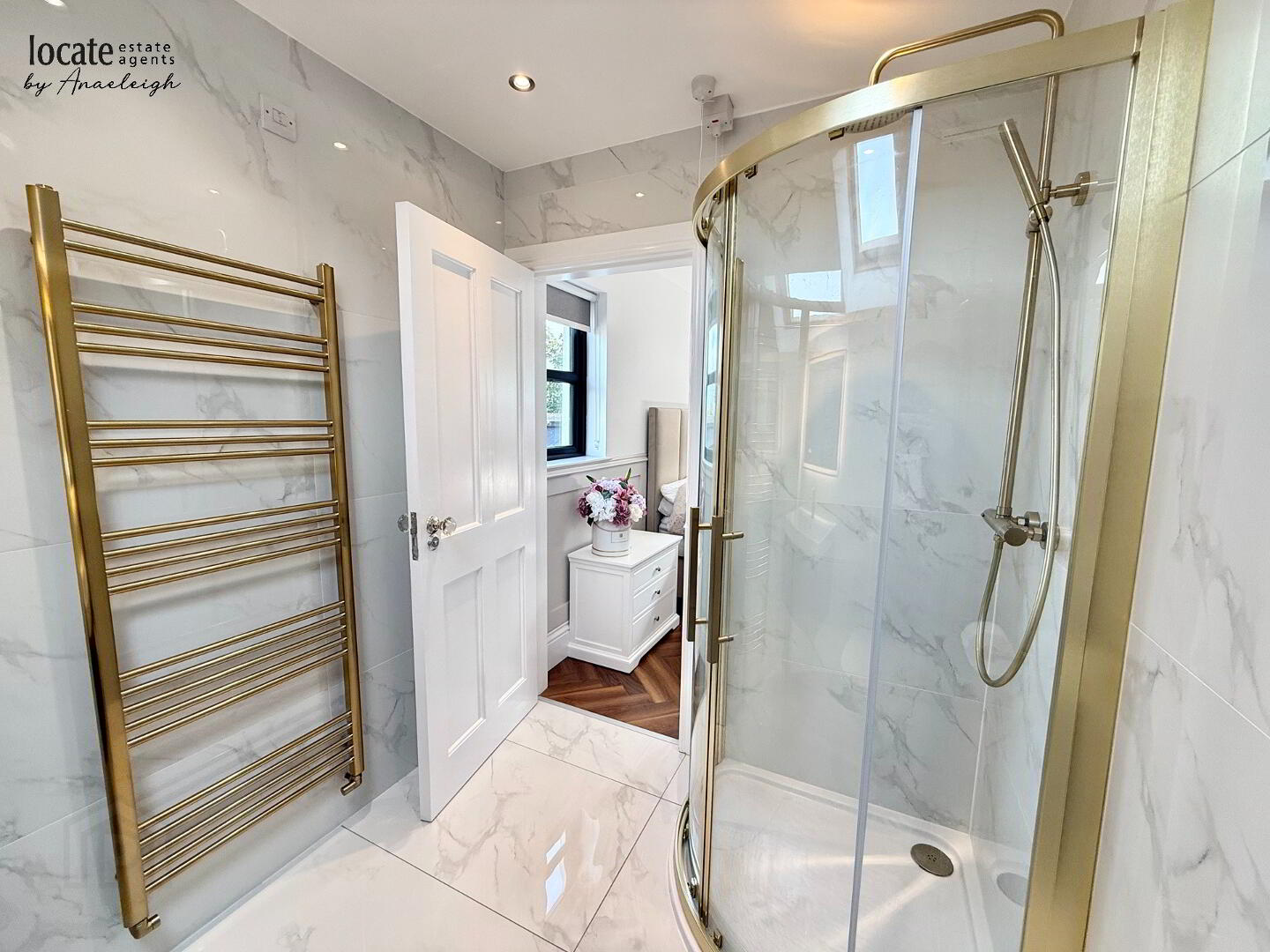 77 Blighs Lane 27 of 44