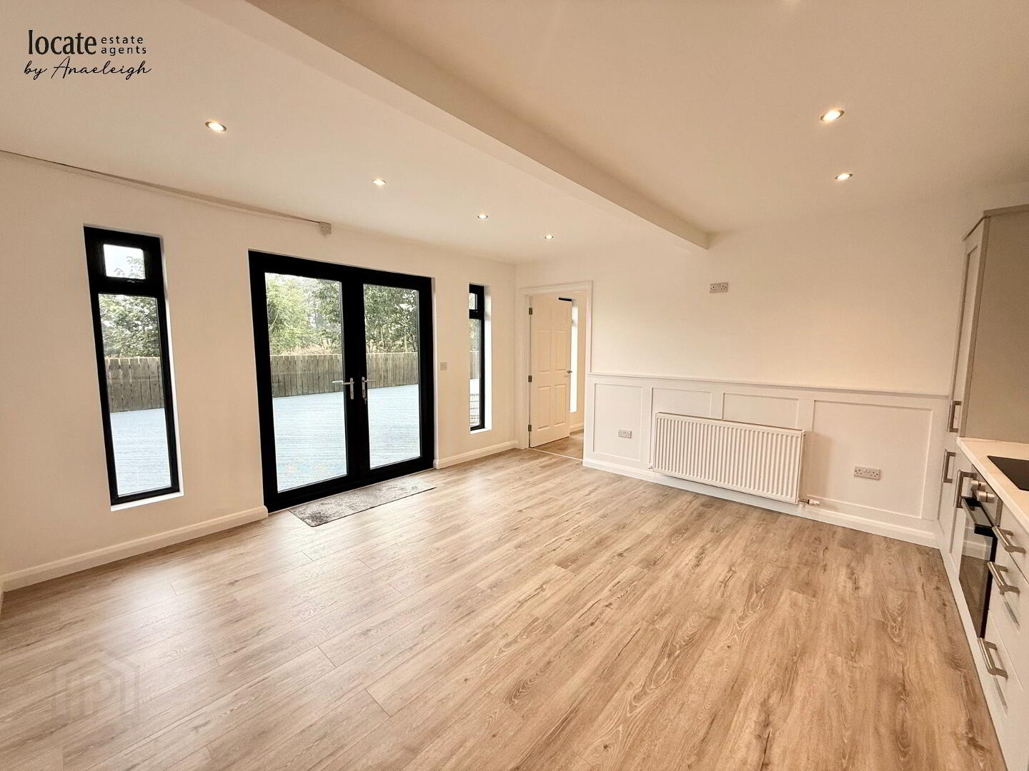 77 Blighs Lane 41 of 44