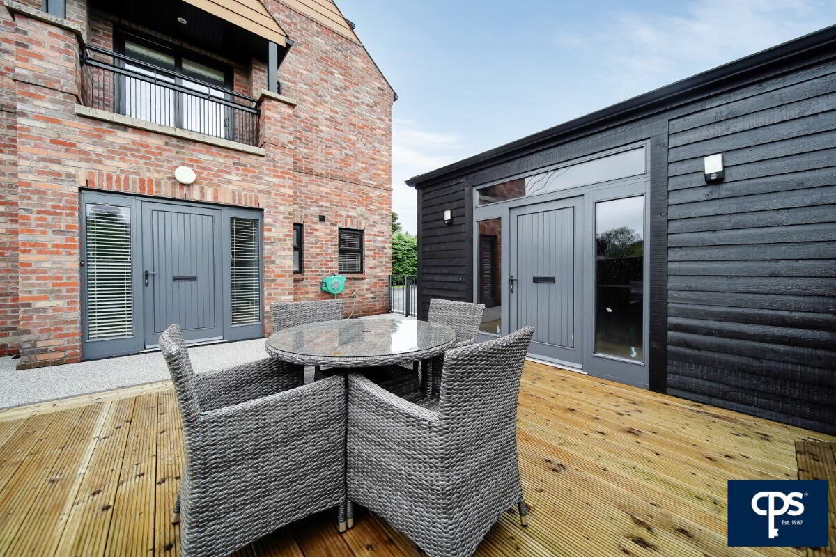 5 Castle Mews 45 of 50