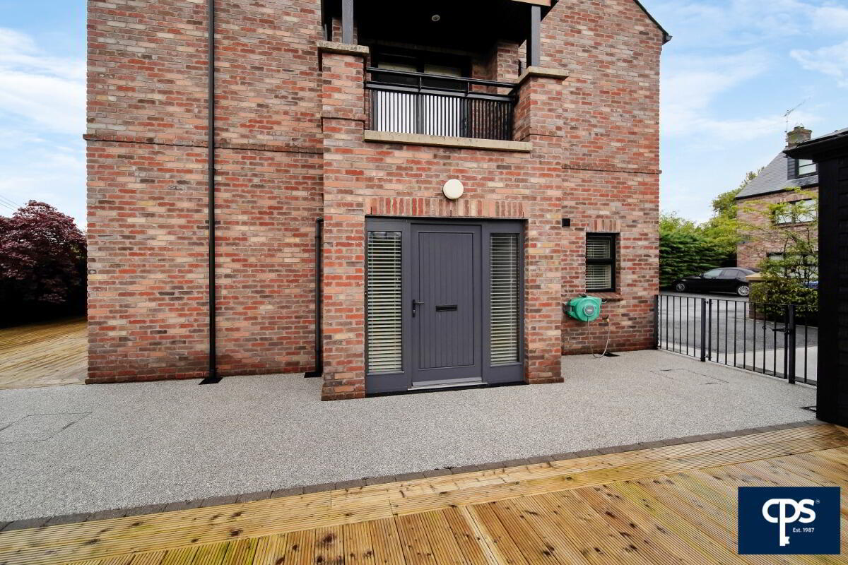 5 Castle Mews 48 of 50