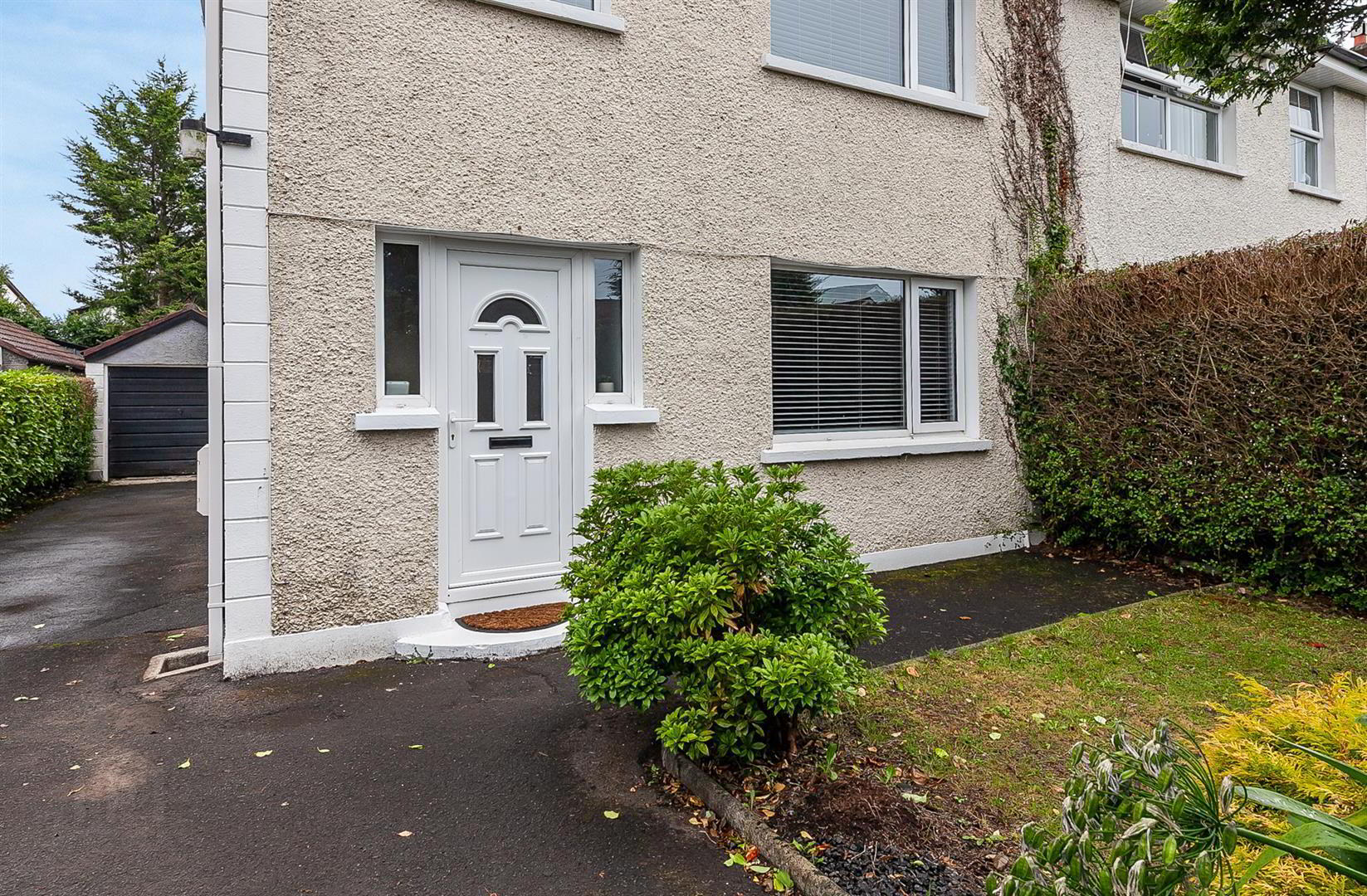 152 Jordanstown Road 2 of 27