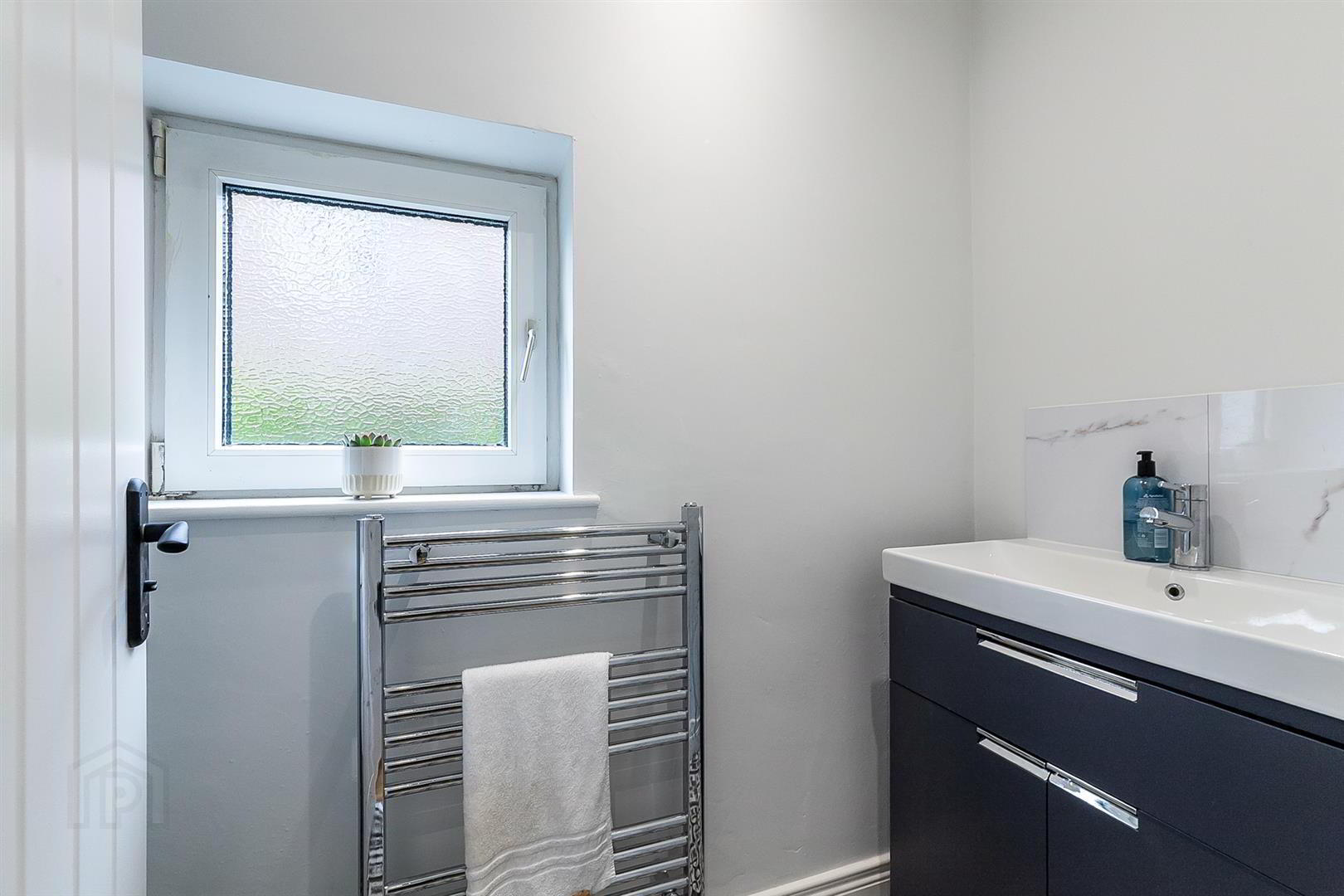 152 Jordanstown Road 6 of 27