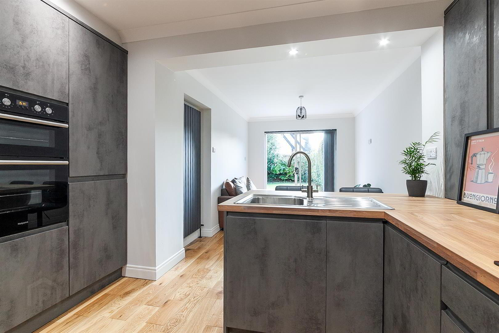 152 Jordanstown Road 13 of 27