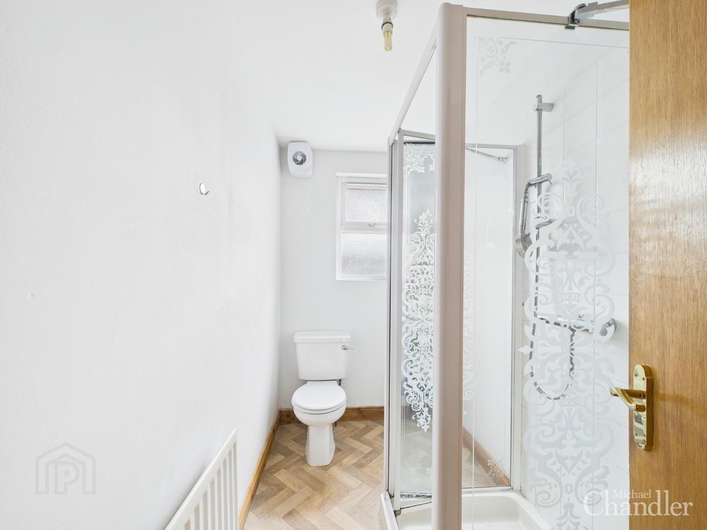 Apt 3, 74 Fitzroy Avenue 6 of 8