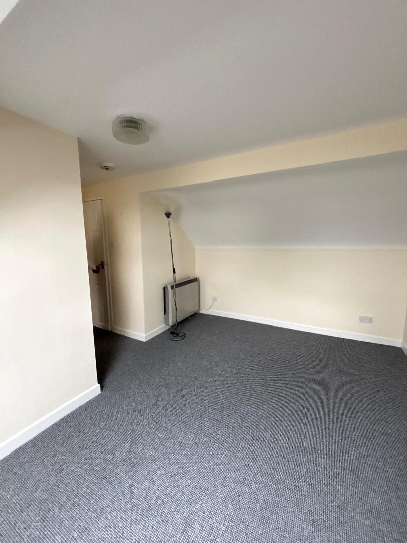 75b Priory Courtyard, 75-77 Court Street 3 of 7