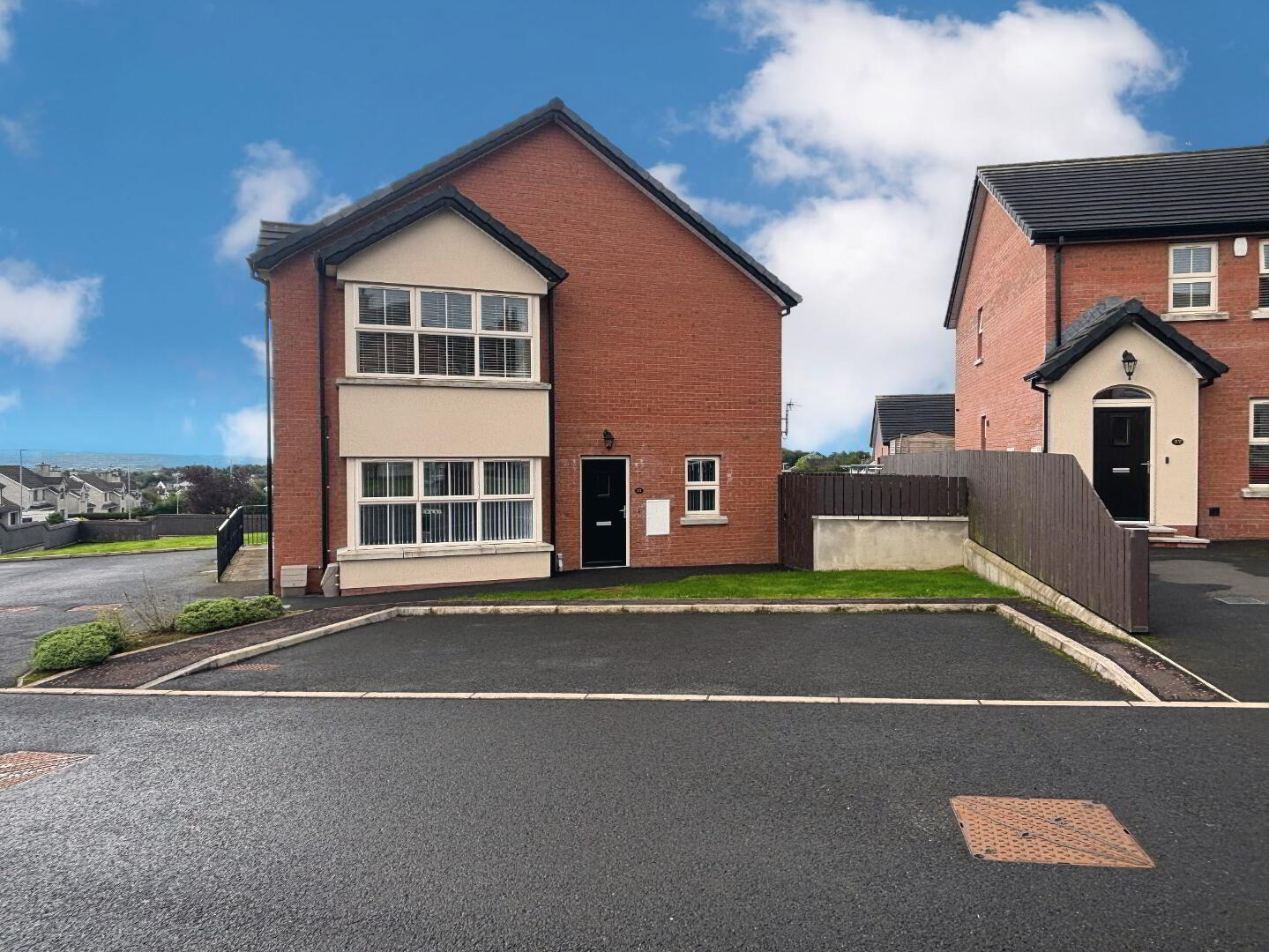 25 Quarry Hill 1 of 10