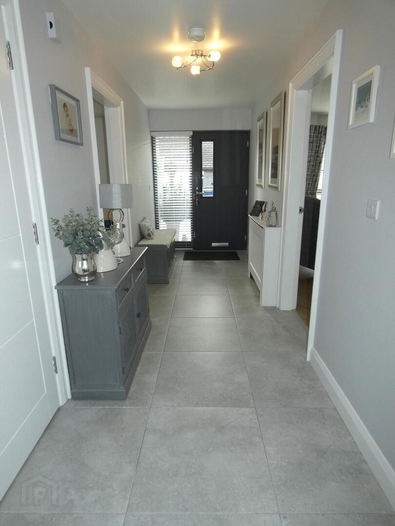 4 Burnvale Avenue 8 of 35