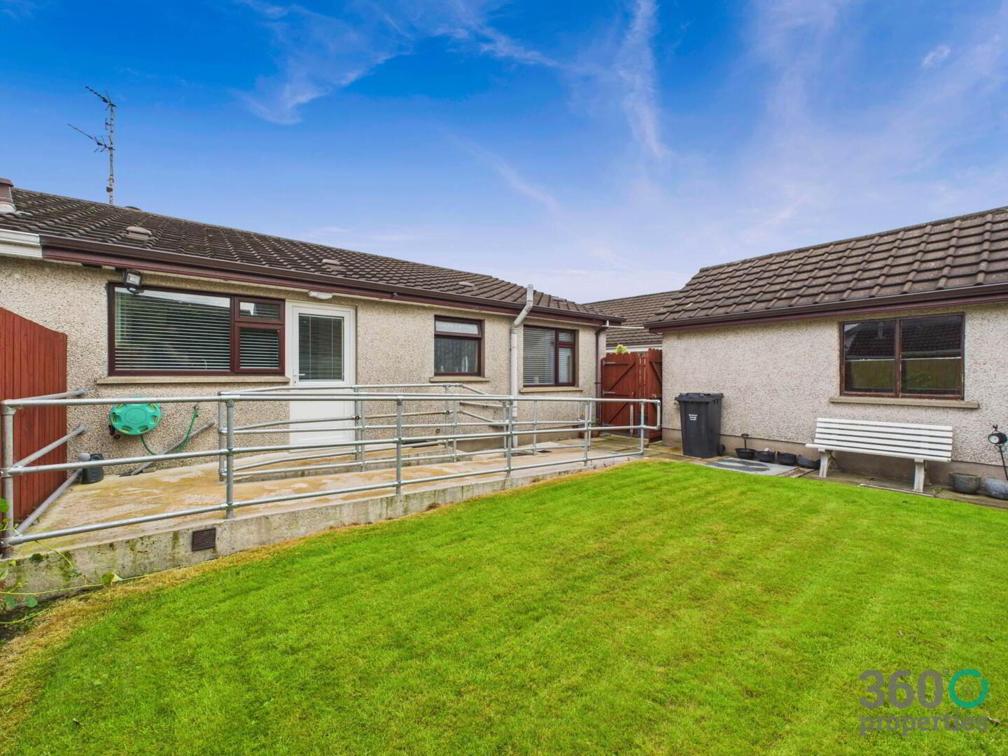 2 Wood Green Avenue 16 of 17