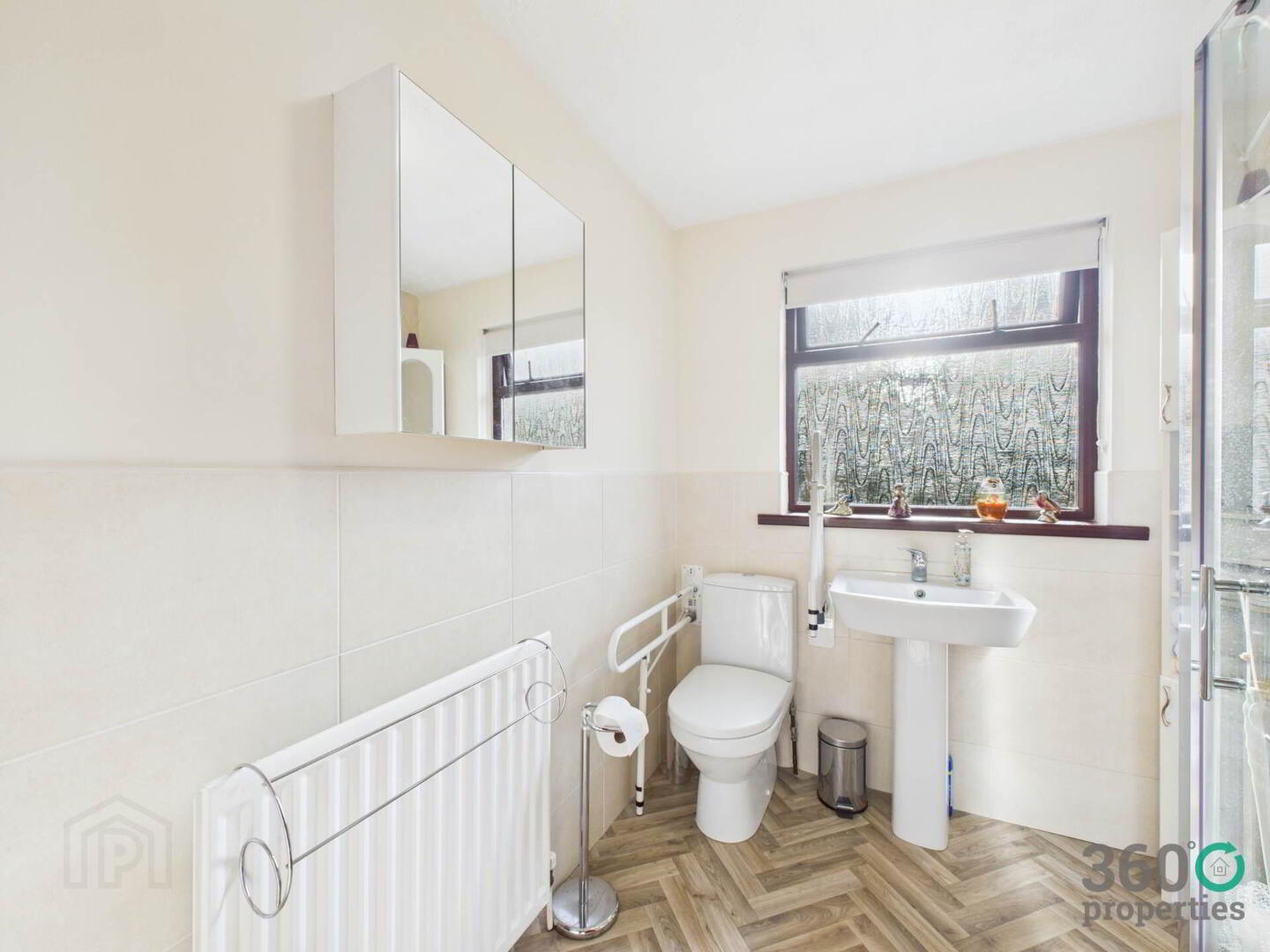 2 Wood Green Avenue 12 of 17
