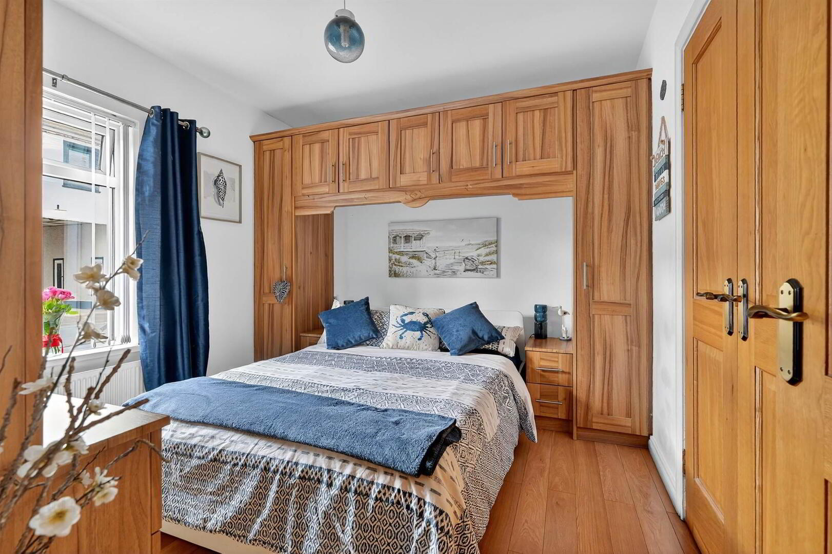 22 Bow Street 12 of 28