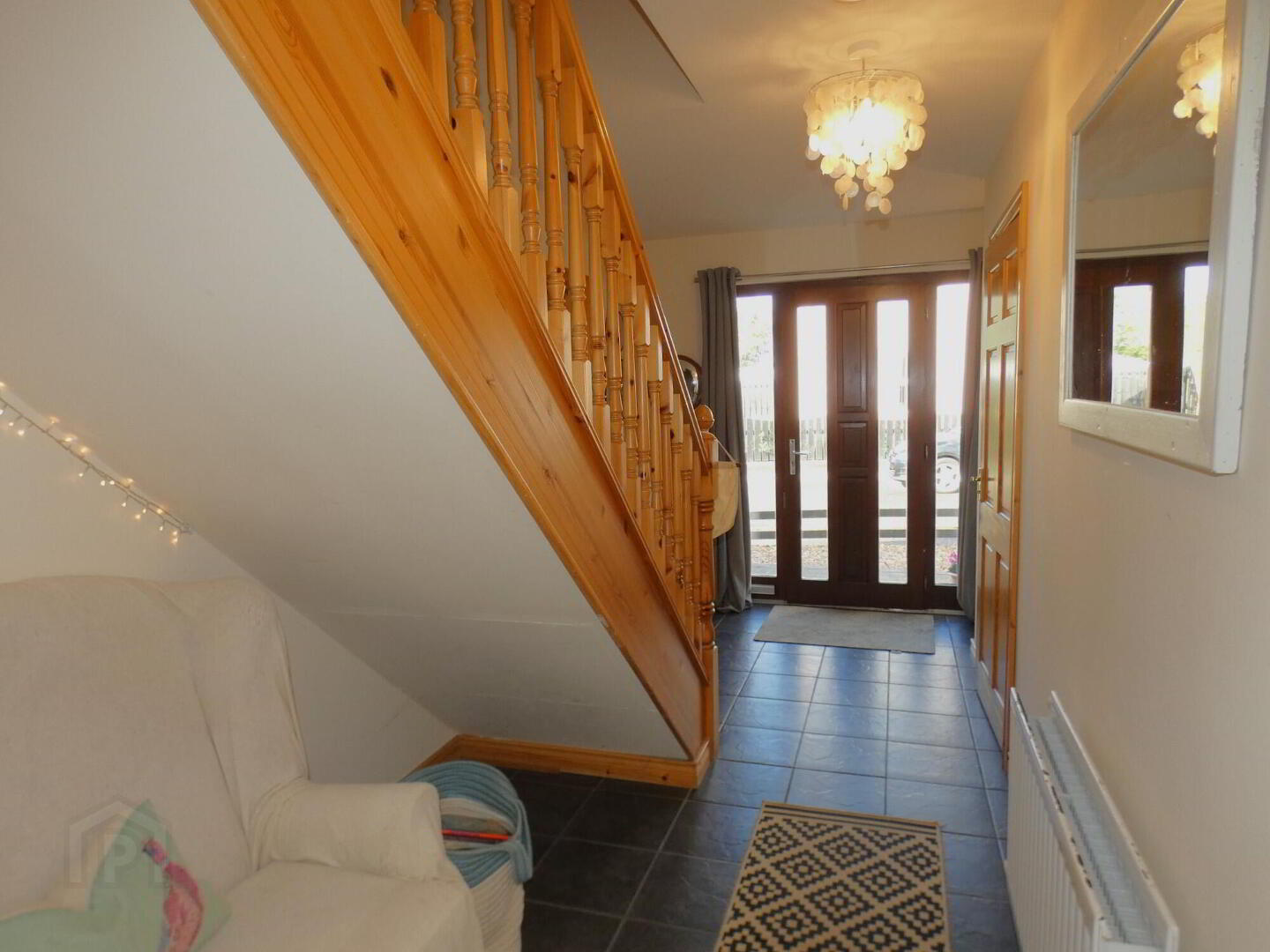 1 Castlewood Crescent 6 of 36