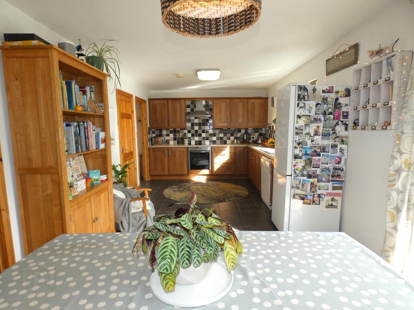 1 Castlewood Crescent 12 of 36