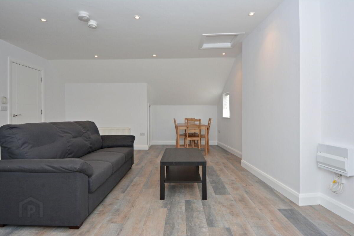 Apt 1, 255 Roden Street 1 of 10