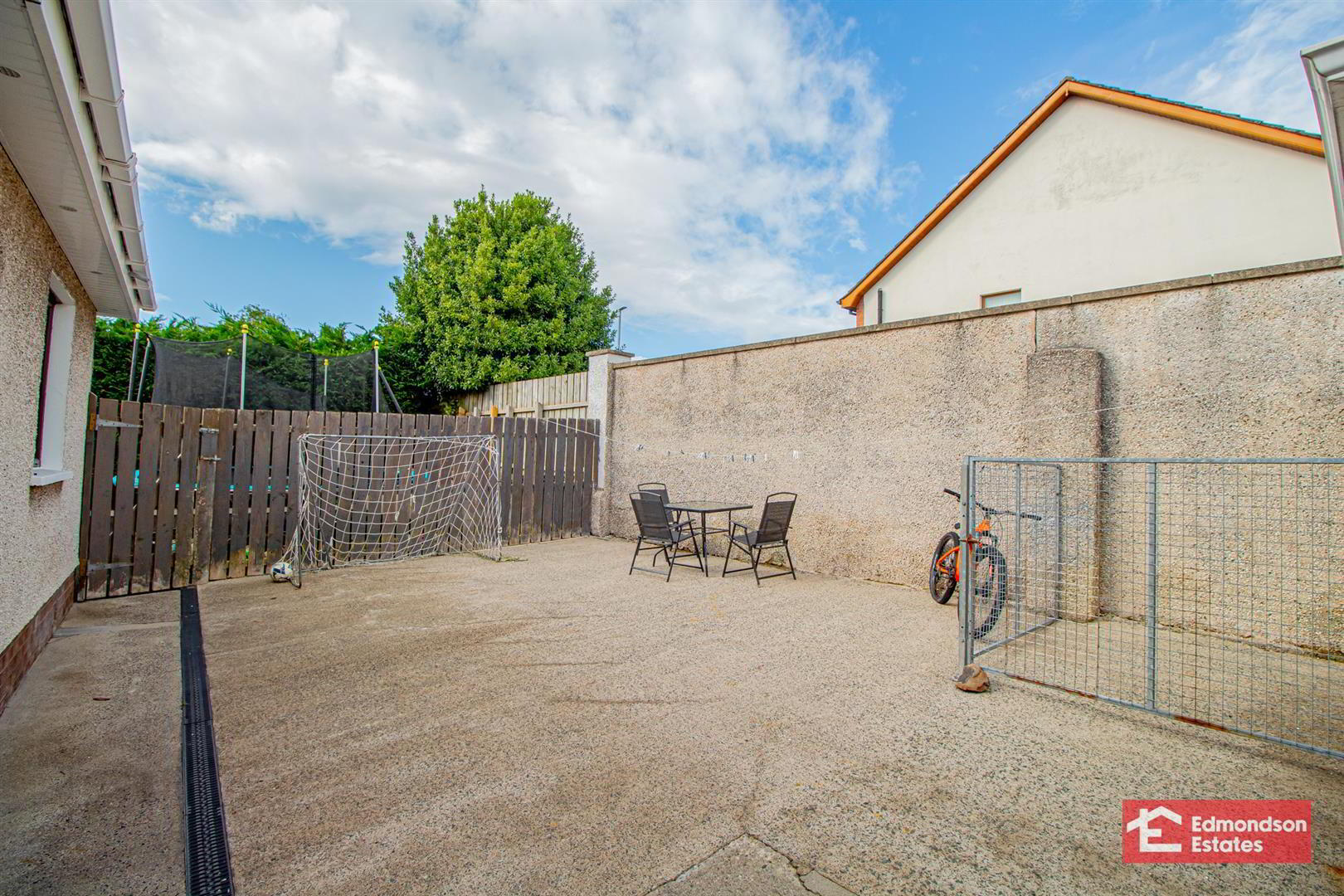 2 Eastburn Drive 18 of 21