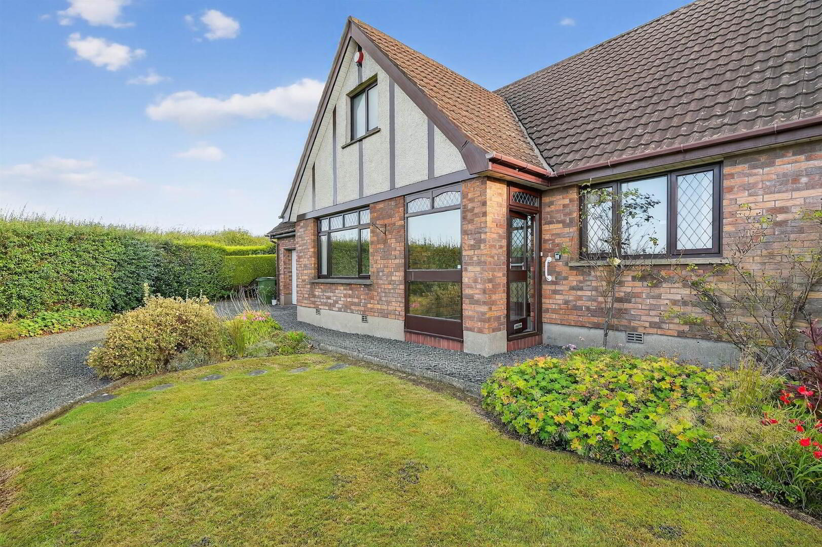 property description image