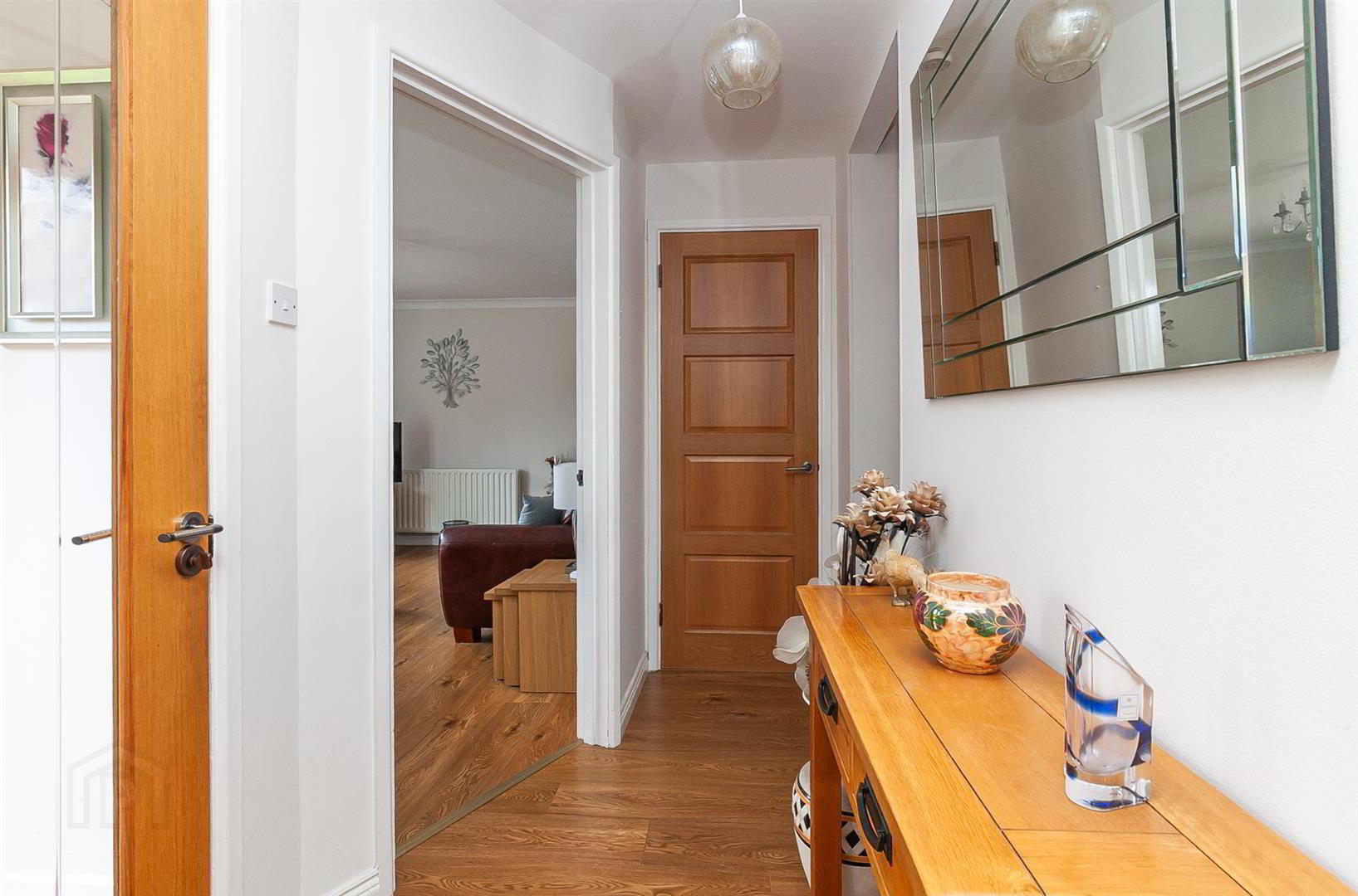 22 Chichester Gardens 3 of 24