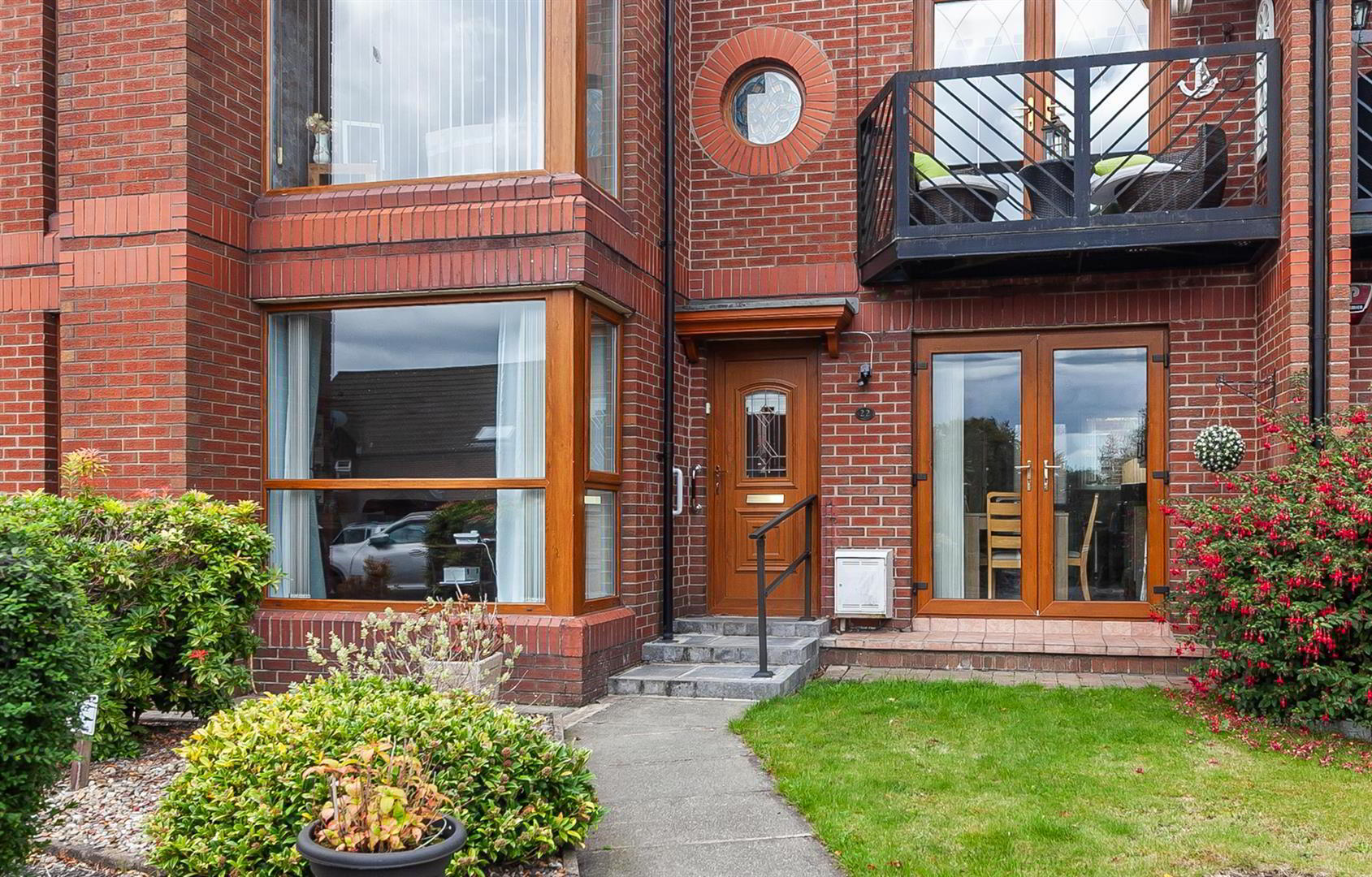property description image
