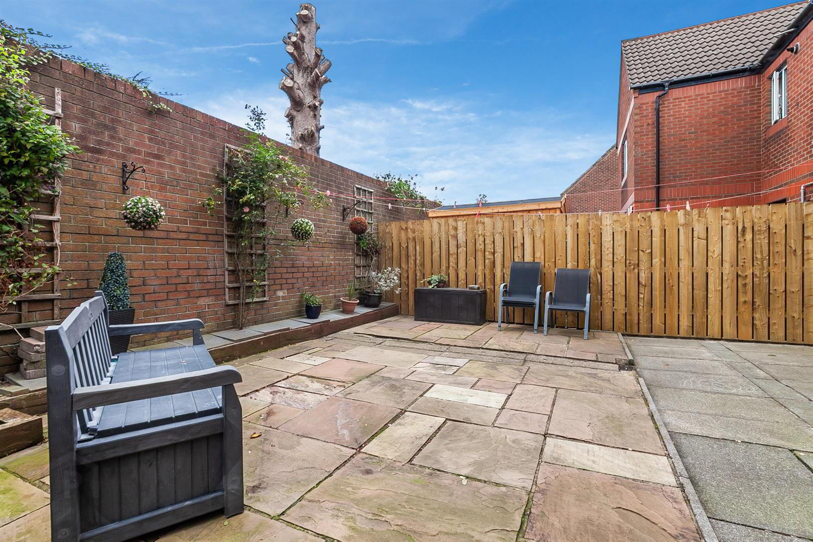 22 Chichester Gardens 19 of 24