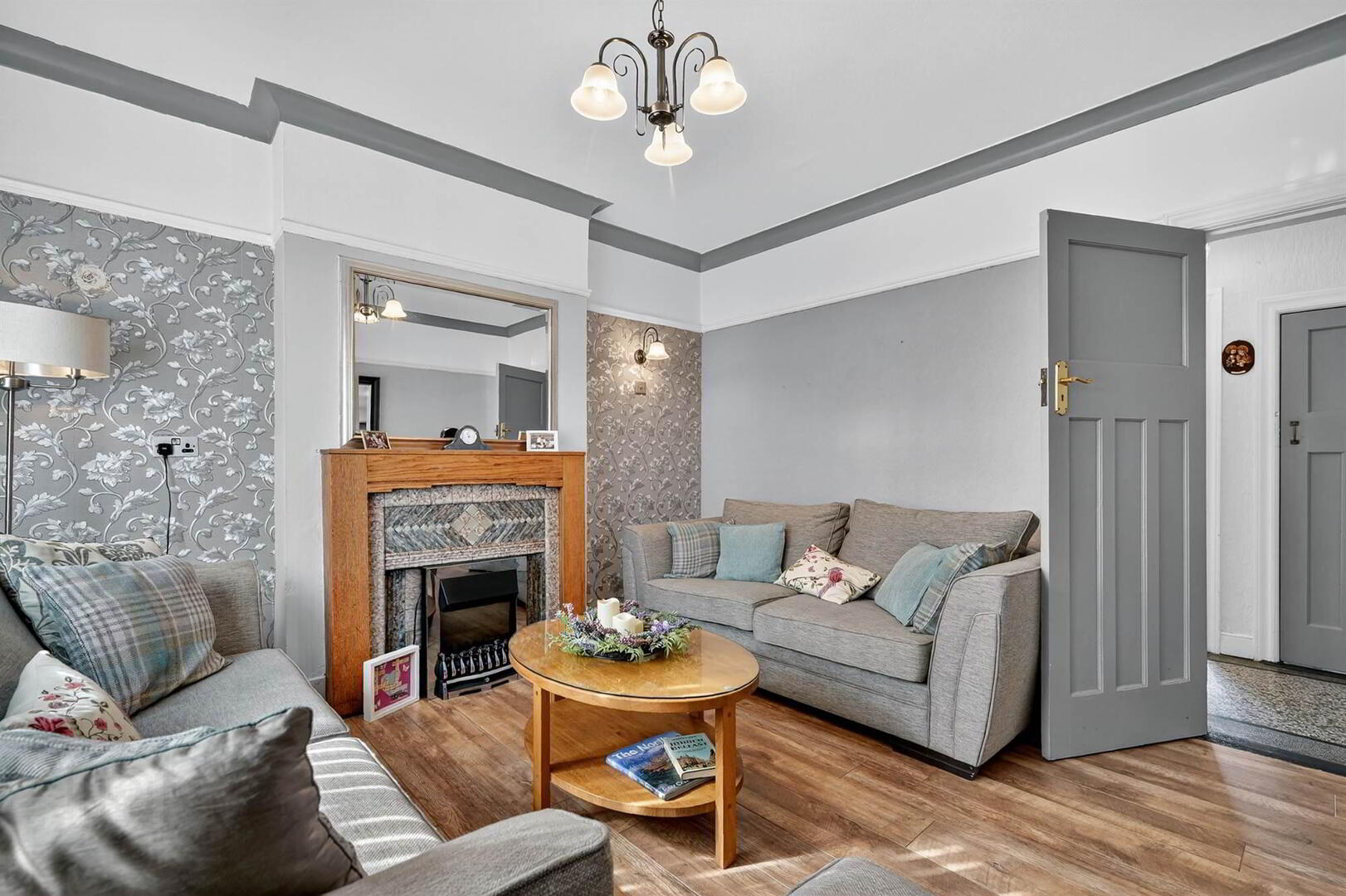 119 Glen Road 11 of 54