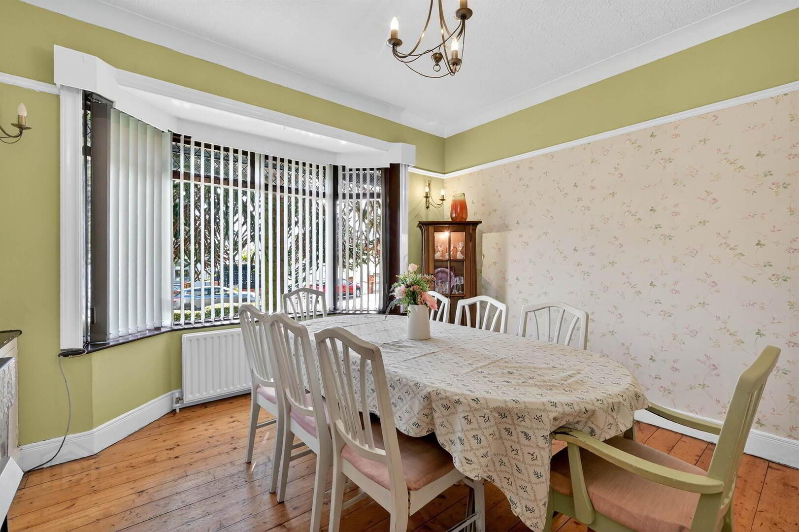 119 Glen Road 14 of 54