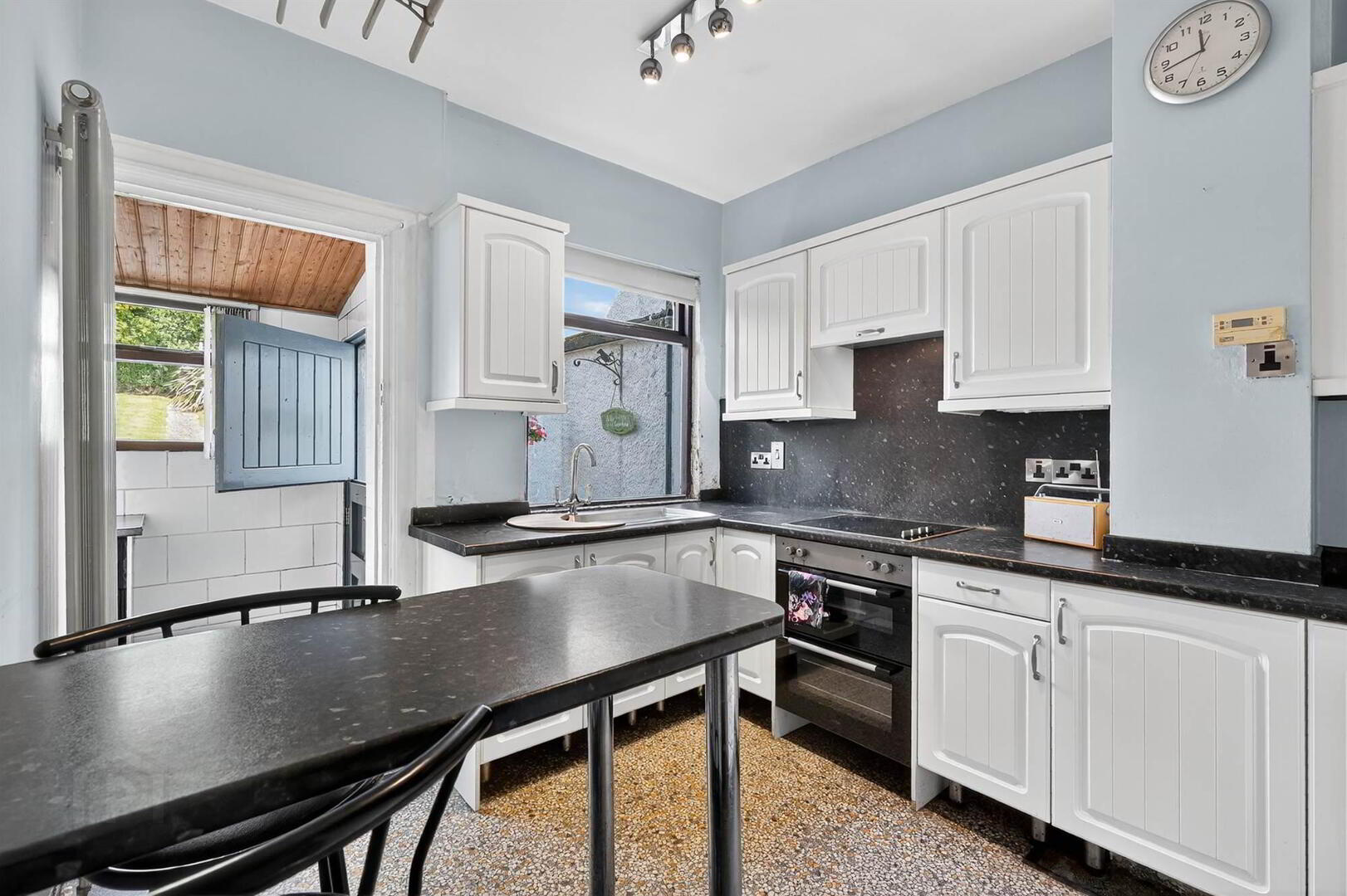 119 Glen Road 15 of 54