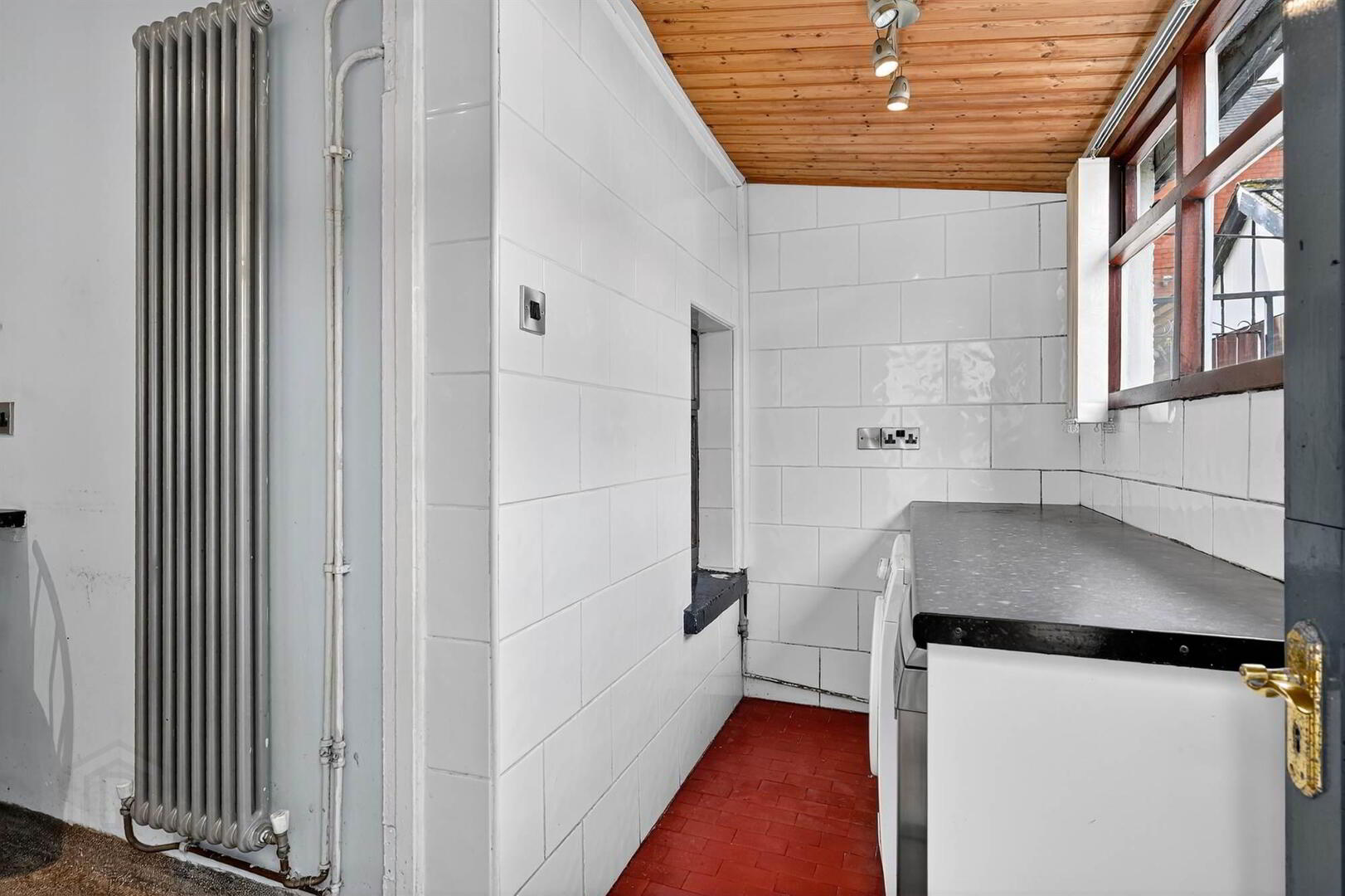 119 Glen Road 18 of 54