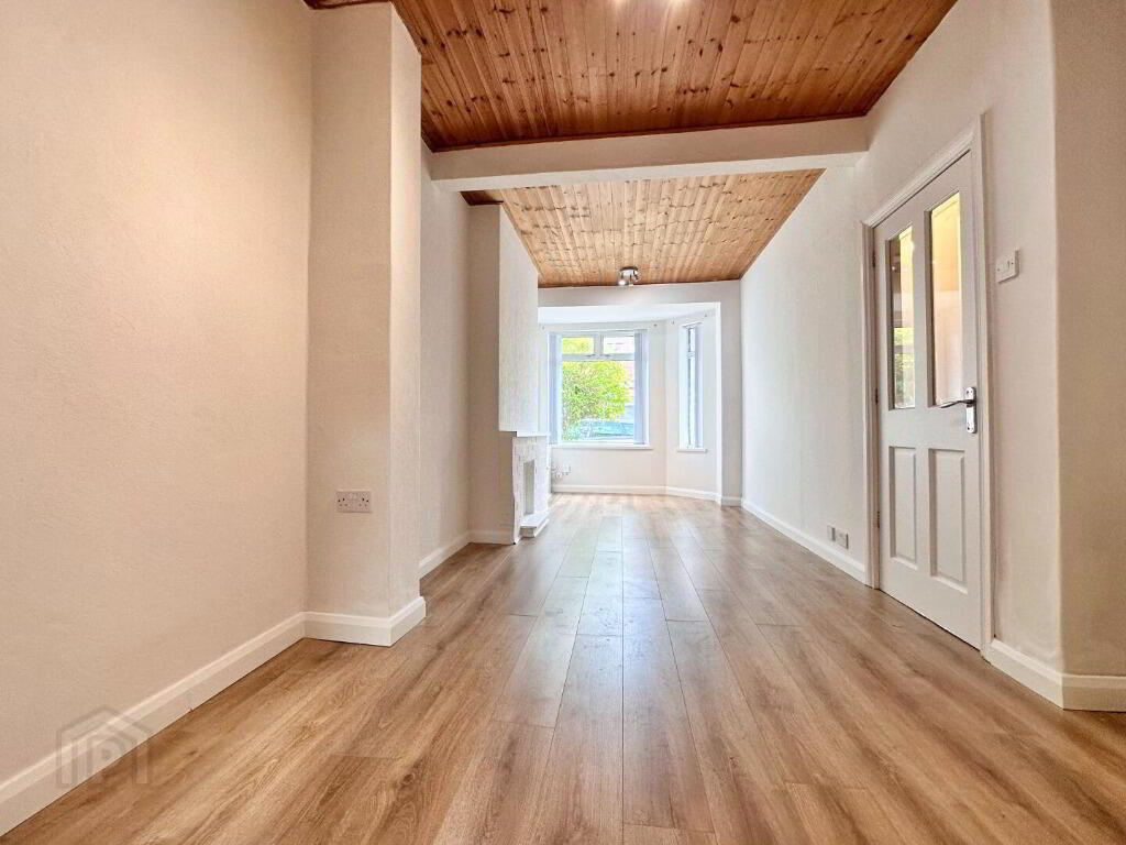 56 Dromore Street 3 of 7