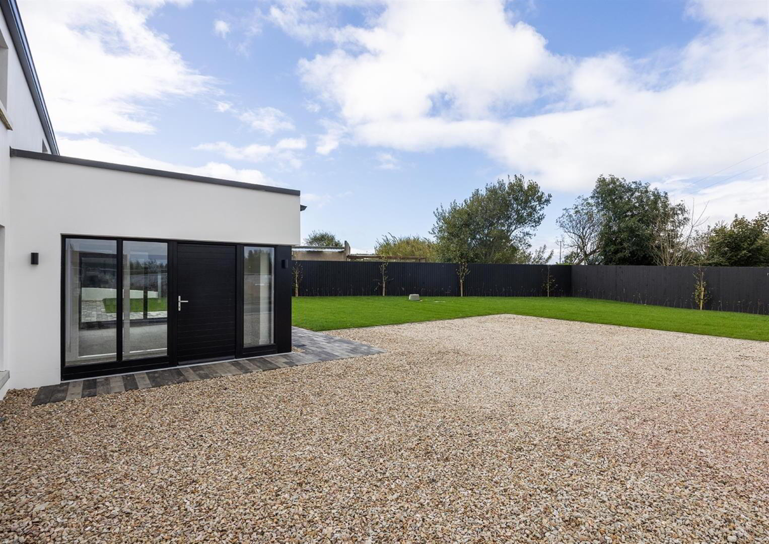 property description image