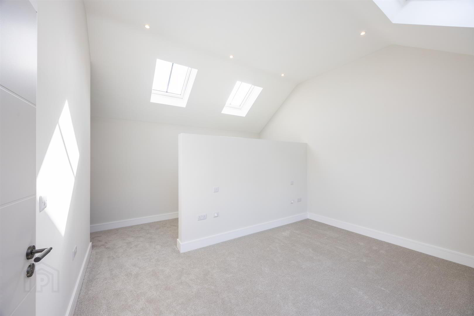 71a Whinney Hill 15 of 34