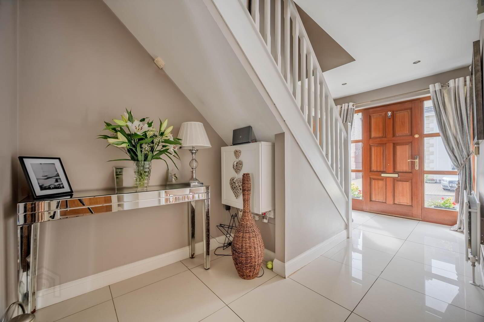 30 Walmer Grove 4 of 31