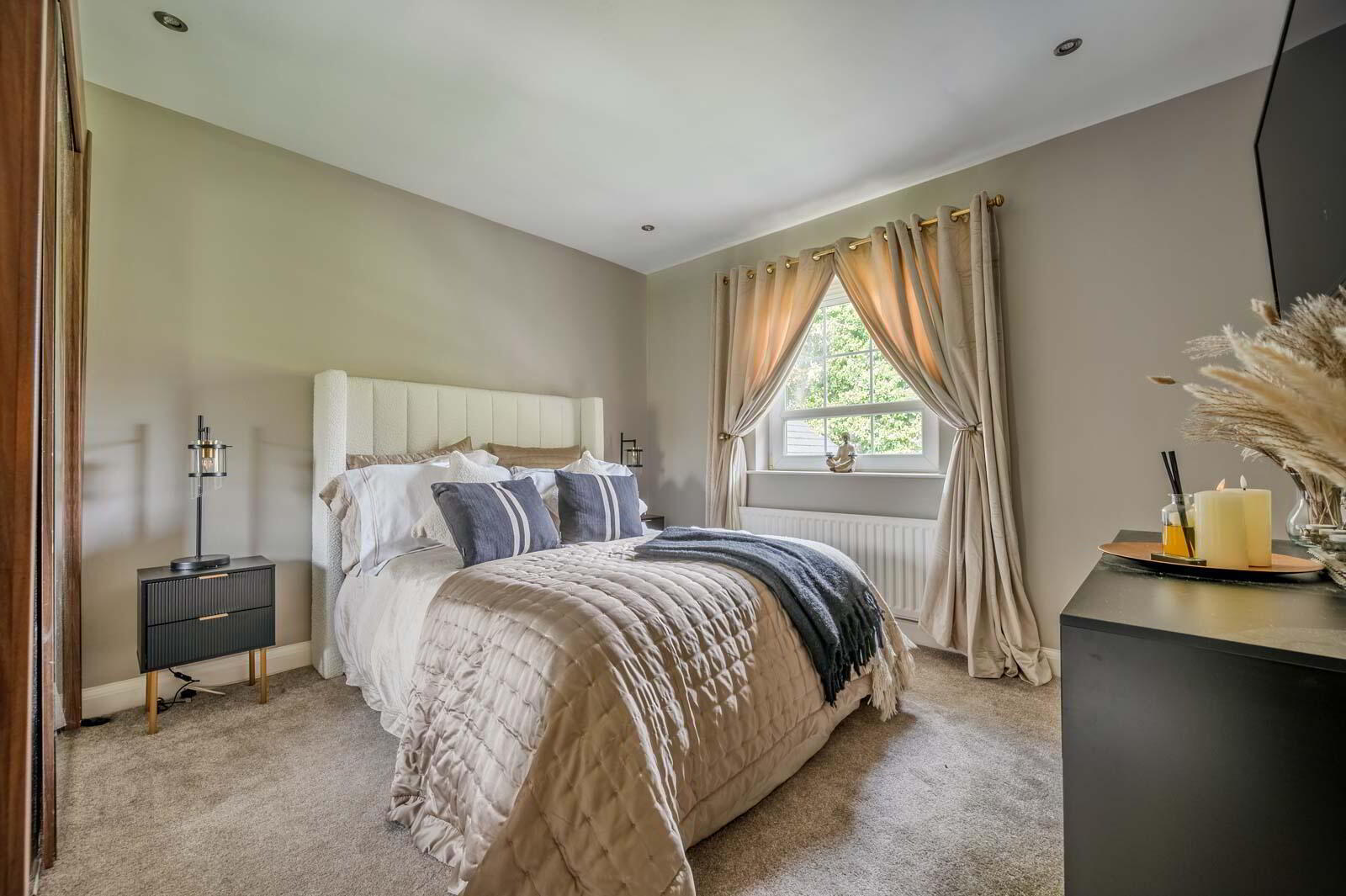 30 Walmer Grove 25 of 31