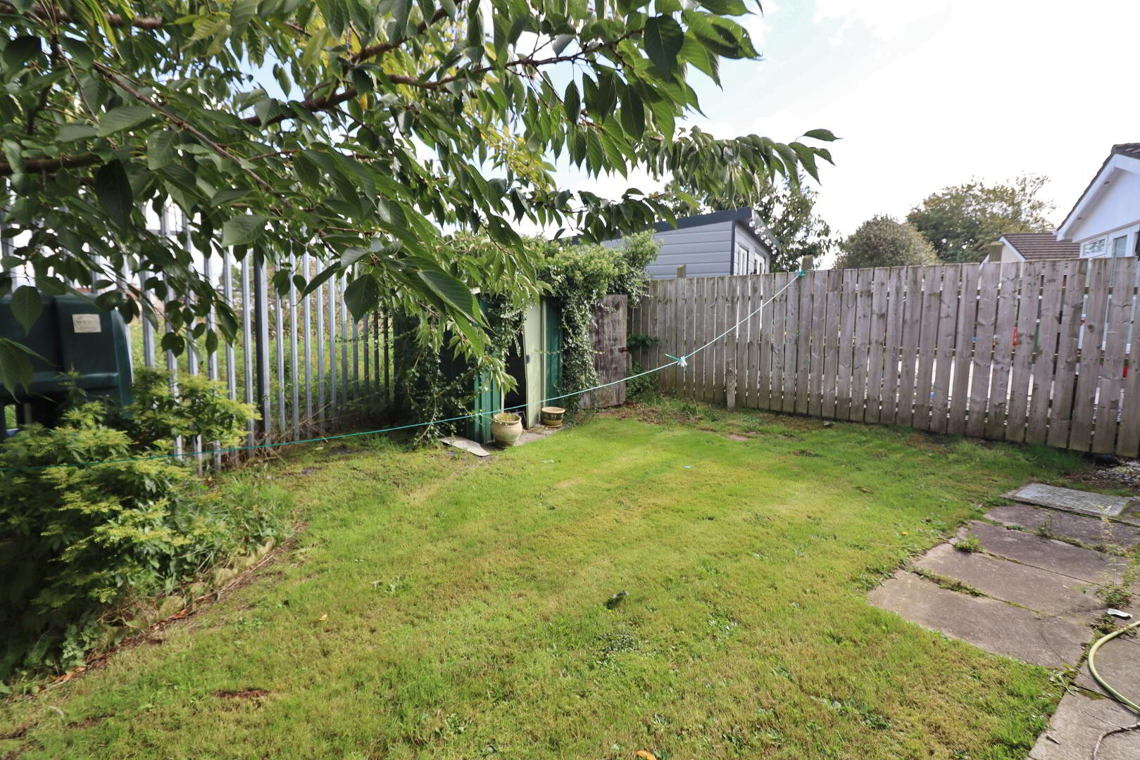 8 Allengrove 13 of 14