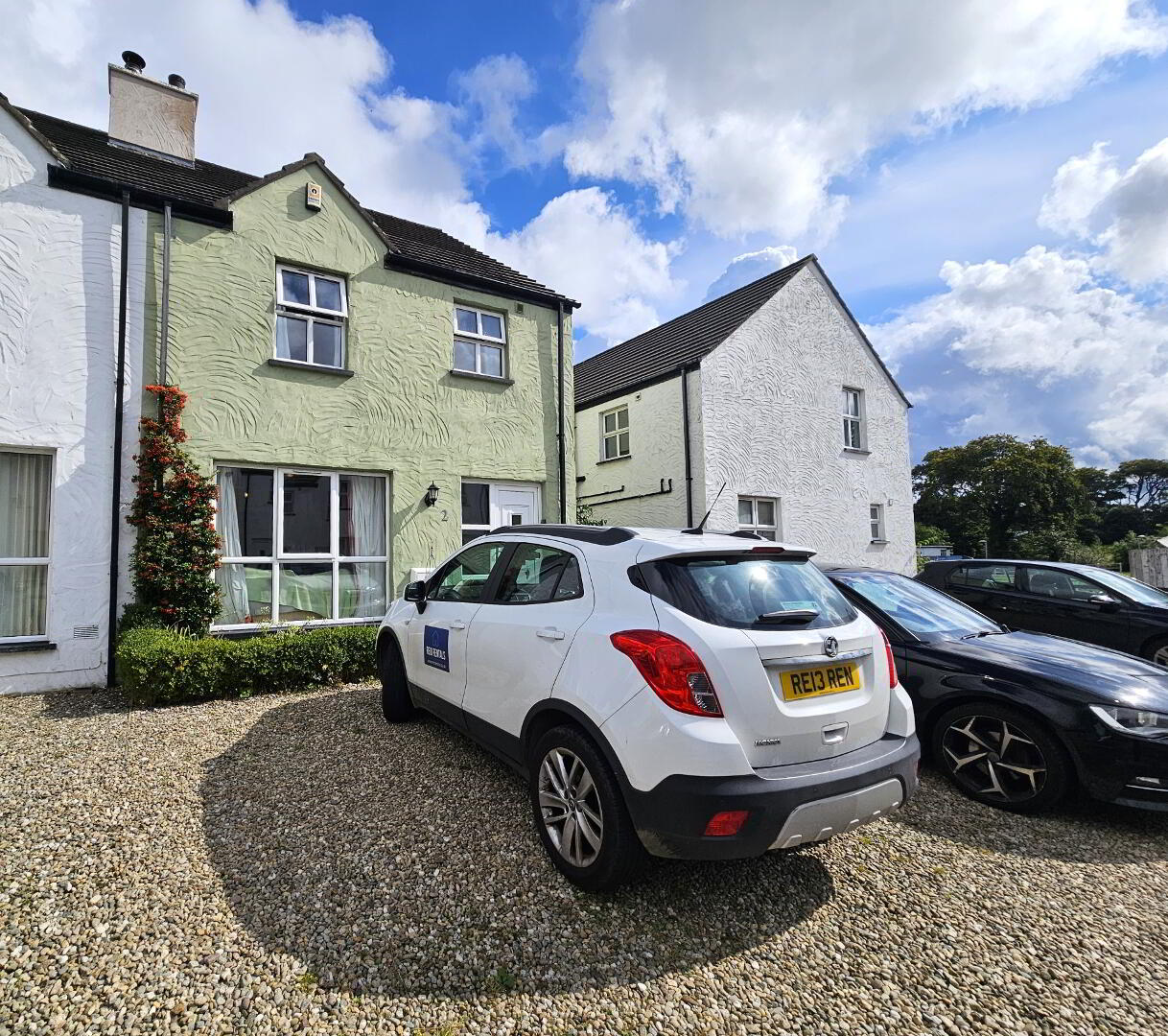 2 Strand Cottages 1 of 15