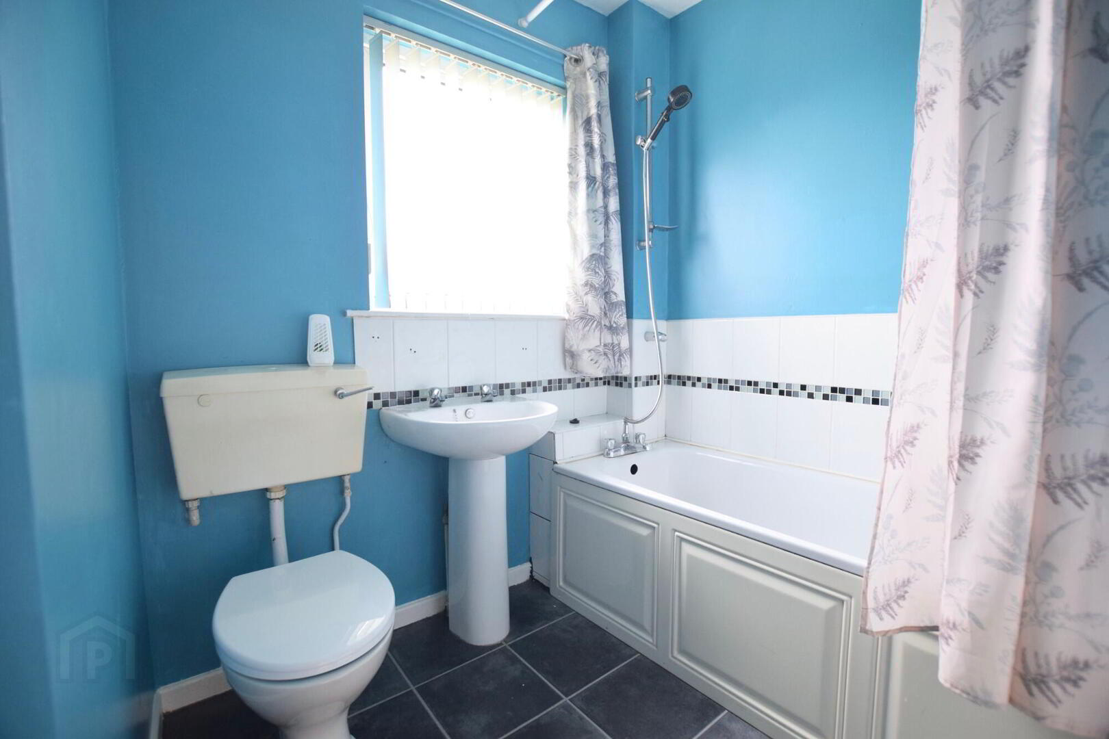 5 Sperrin Mews 17 of 21