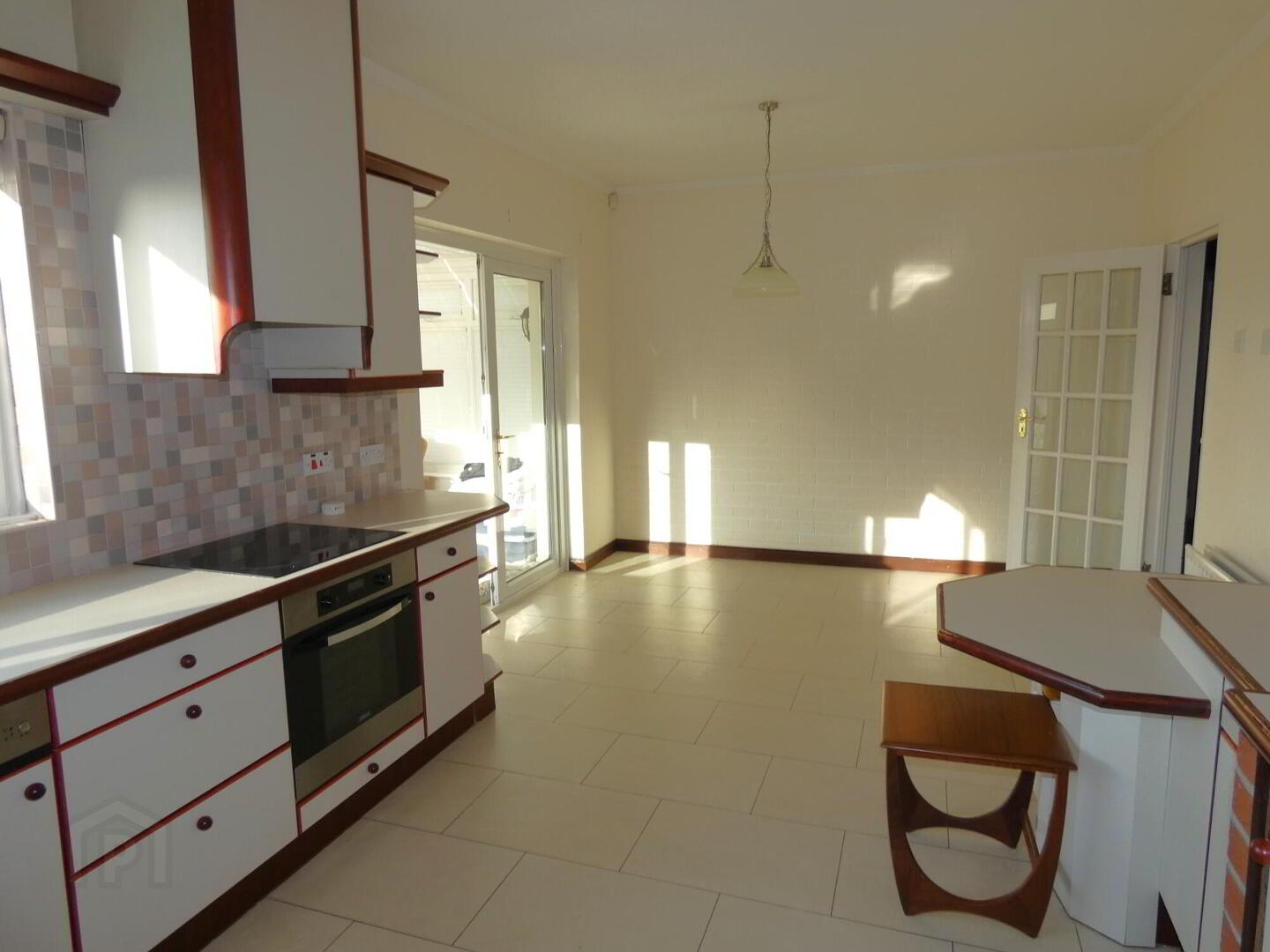 42 Newal Road 9 of 28