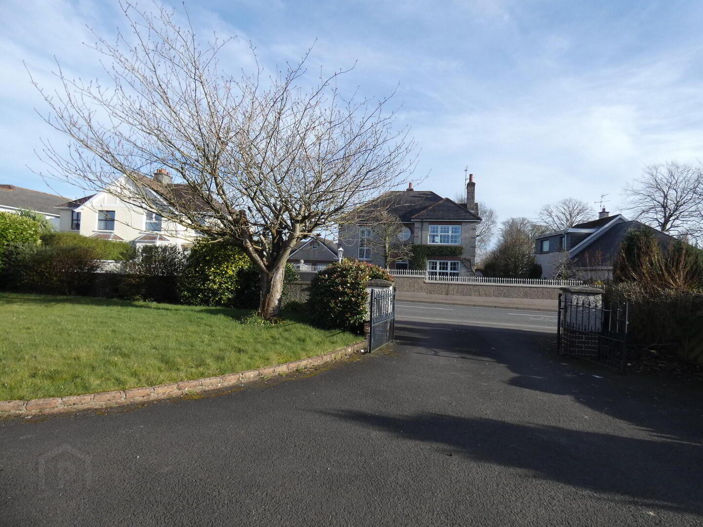 42 Newal Road 2 of 28