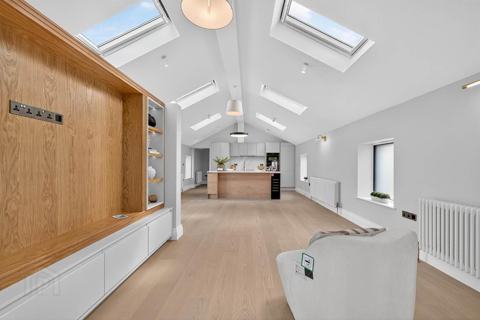 'The Barn', 6a Maxwell Lane 30 of 36
