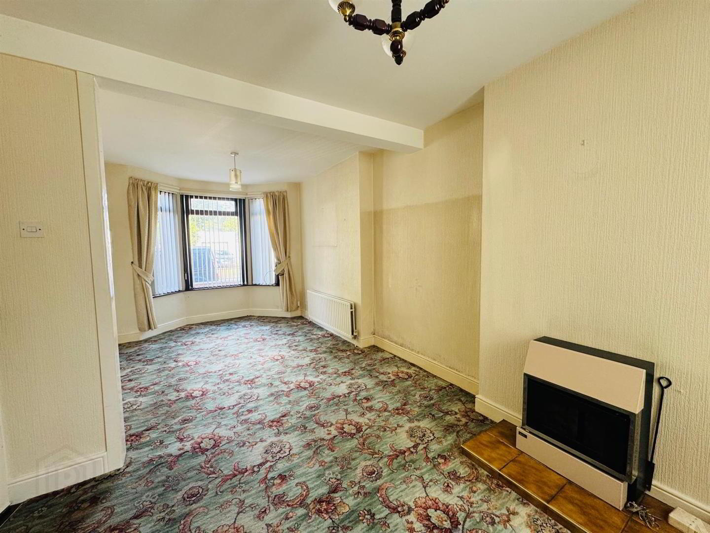 33 Iona Terrace 3 of 14