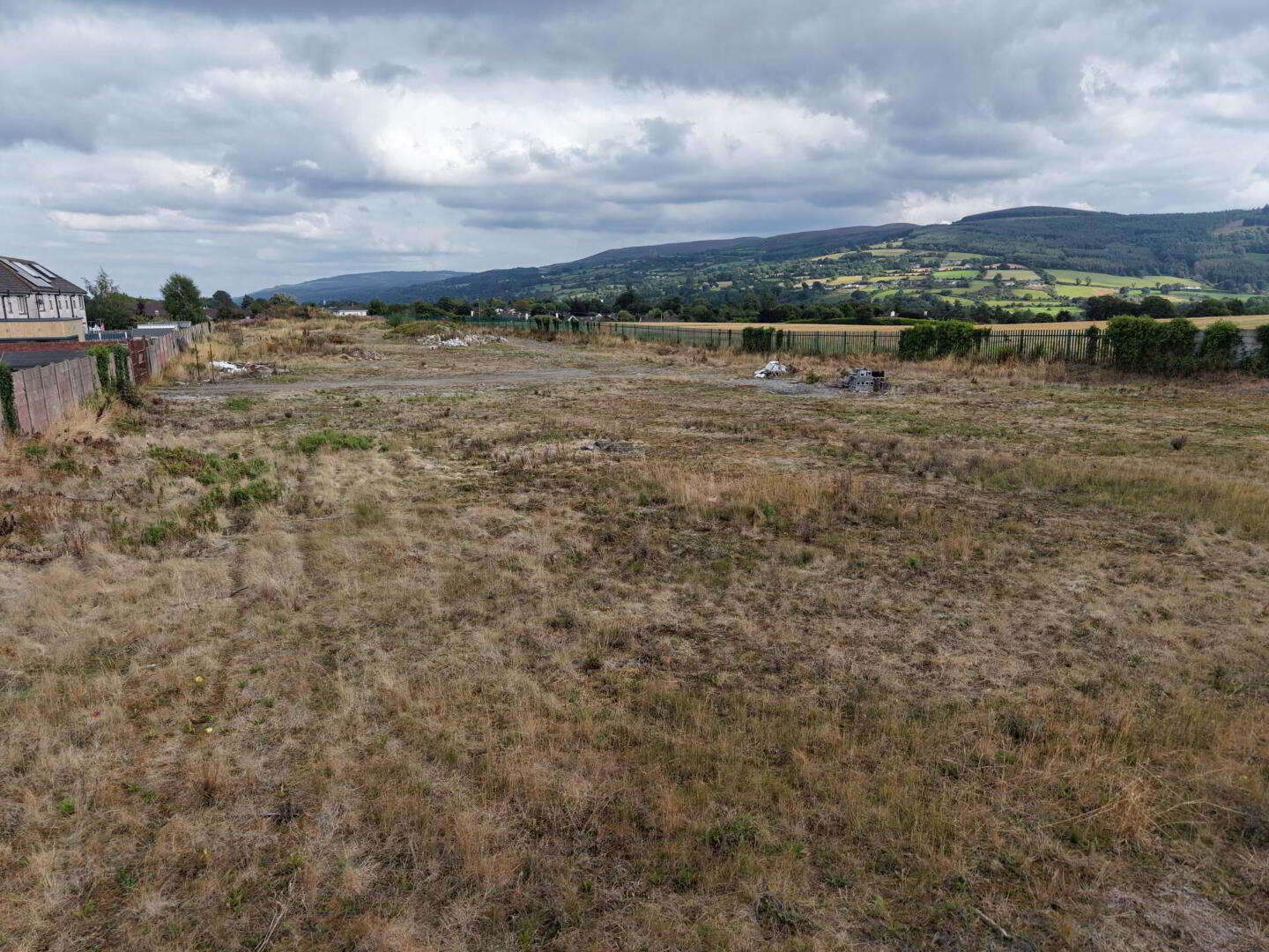 Lands, At Gort Na Manach 7 of 11