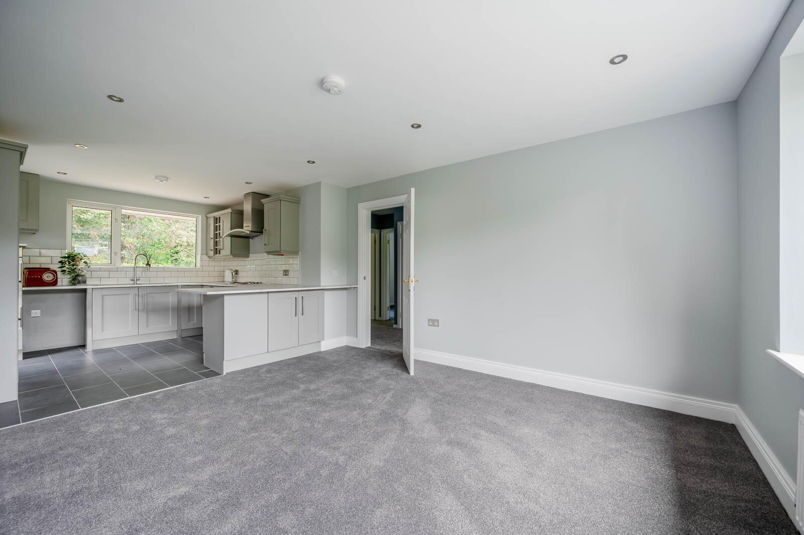 37 Seymour Road 9 of 26