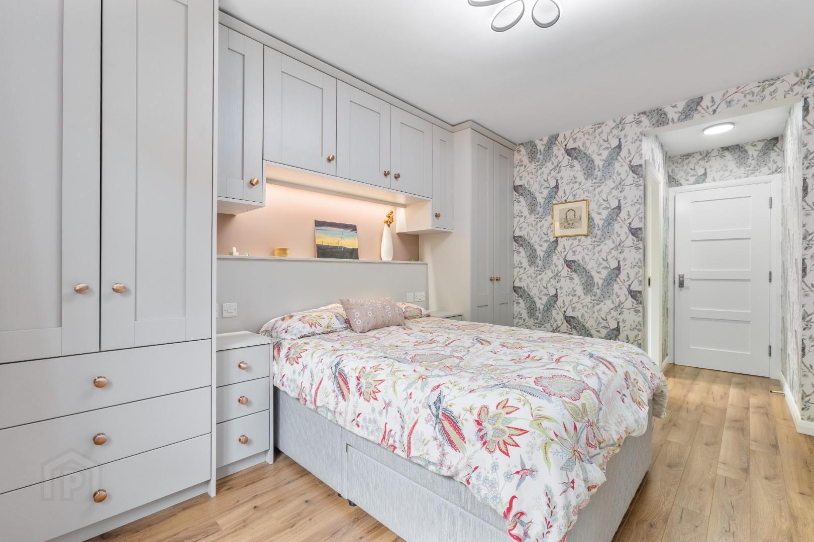 169 Castle Park 27 of 46